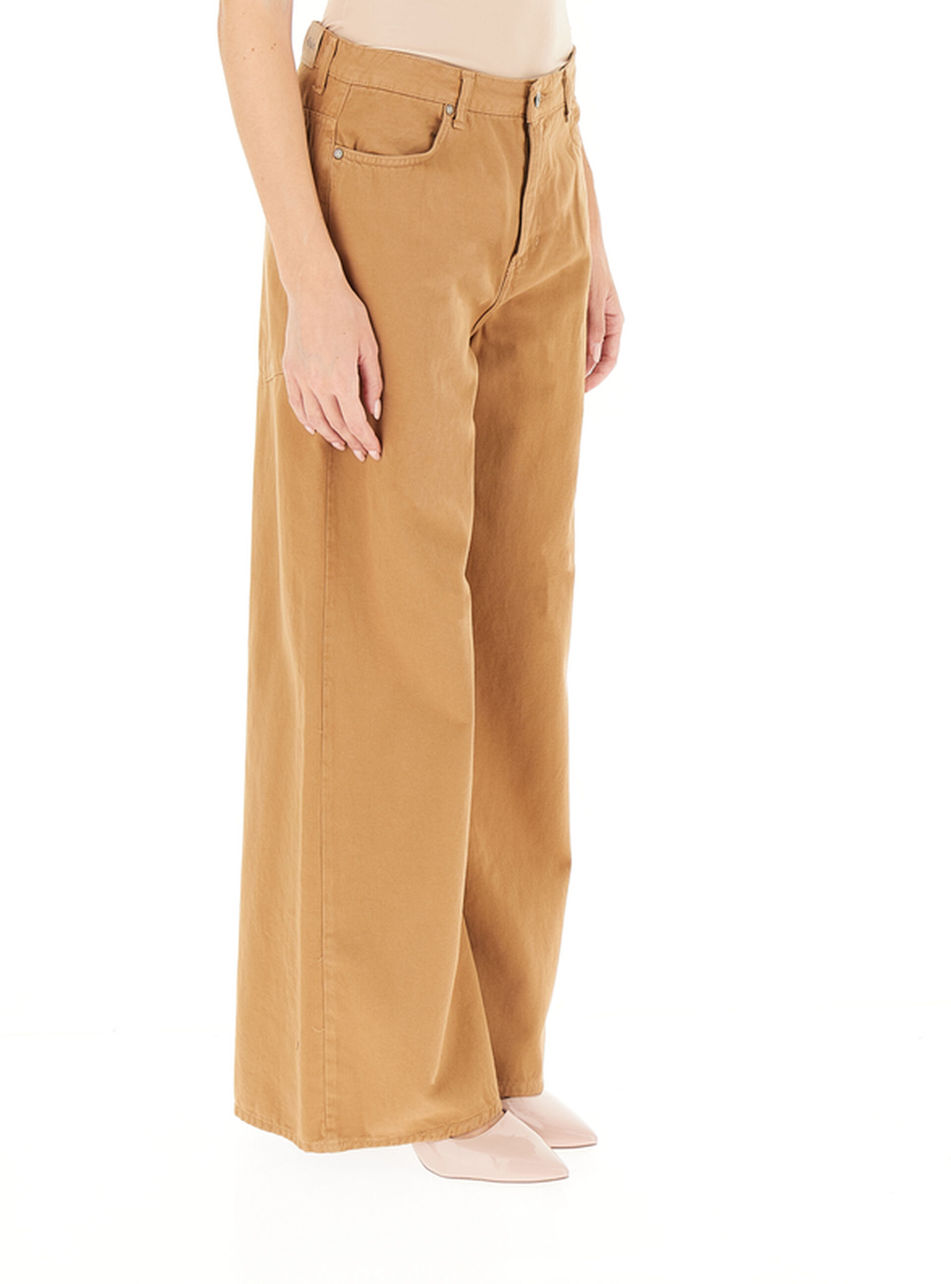 secondary product photo