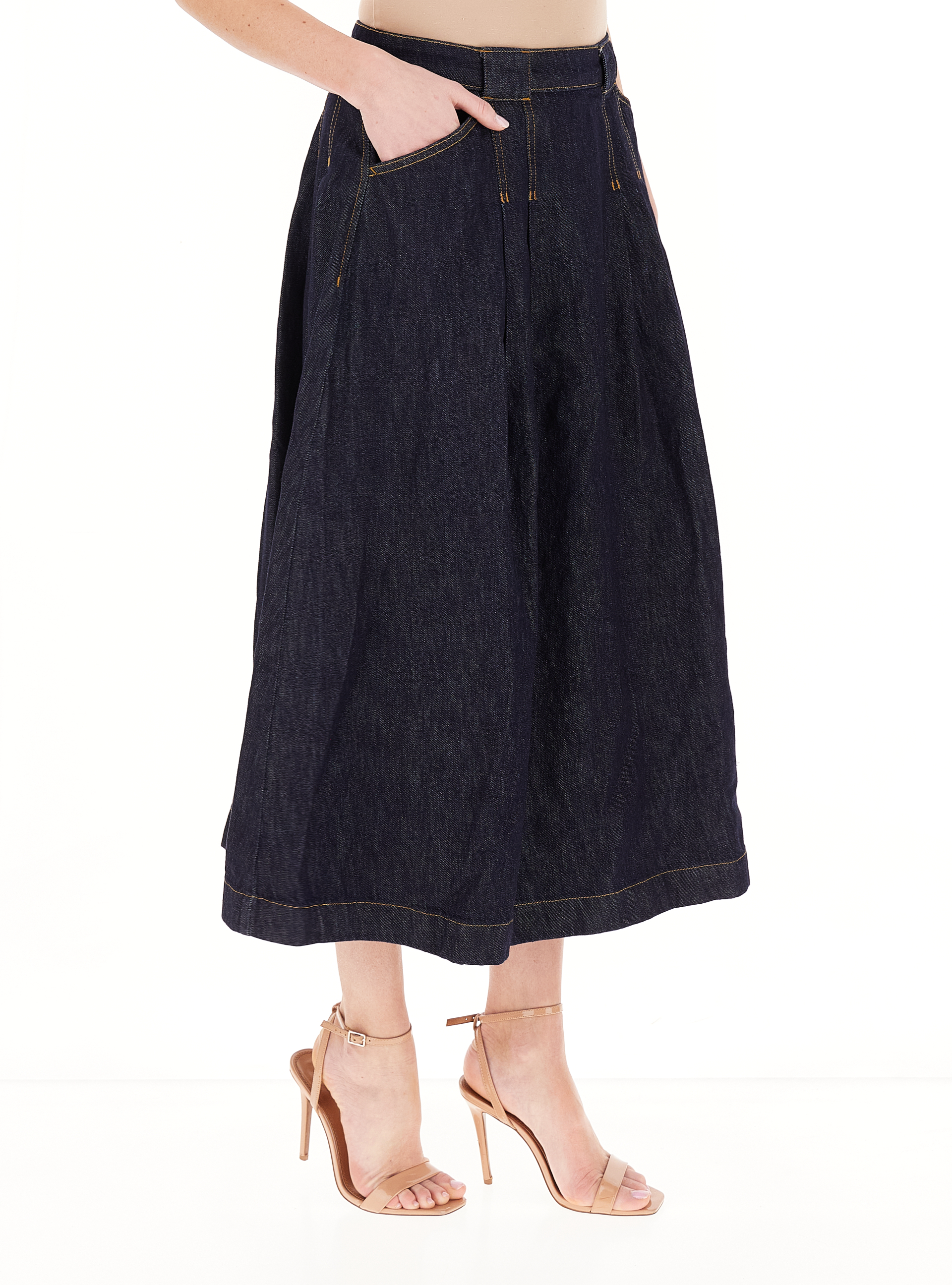 secondary product photo