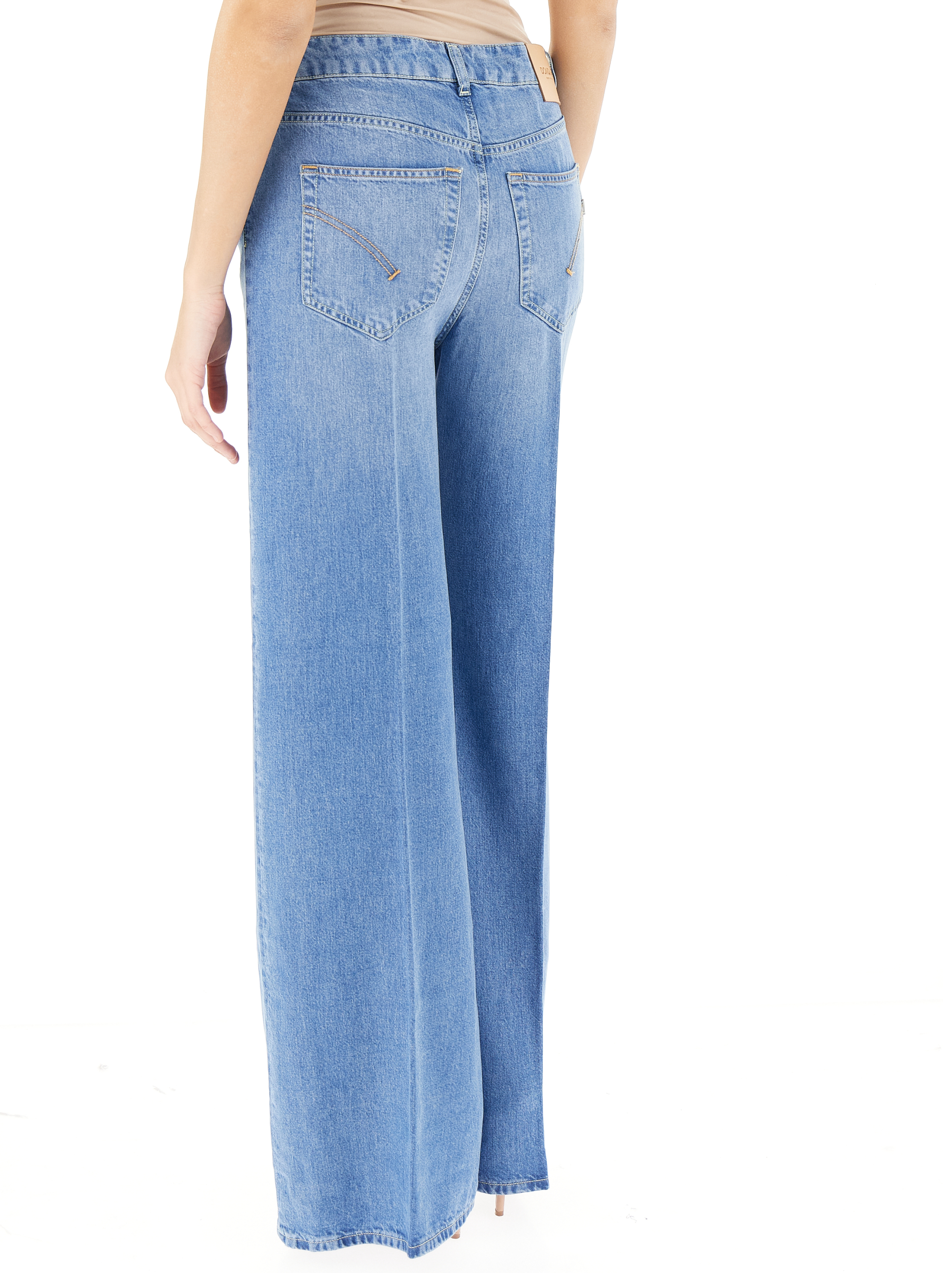 secondary product photo