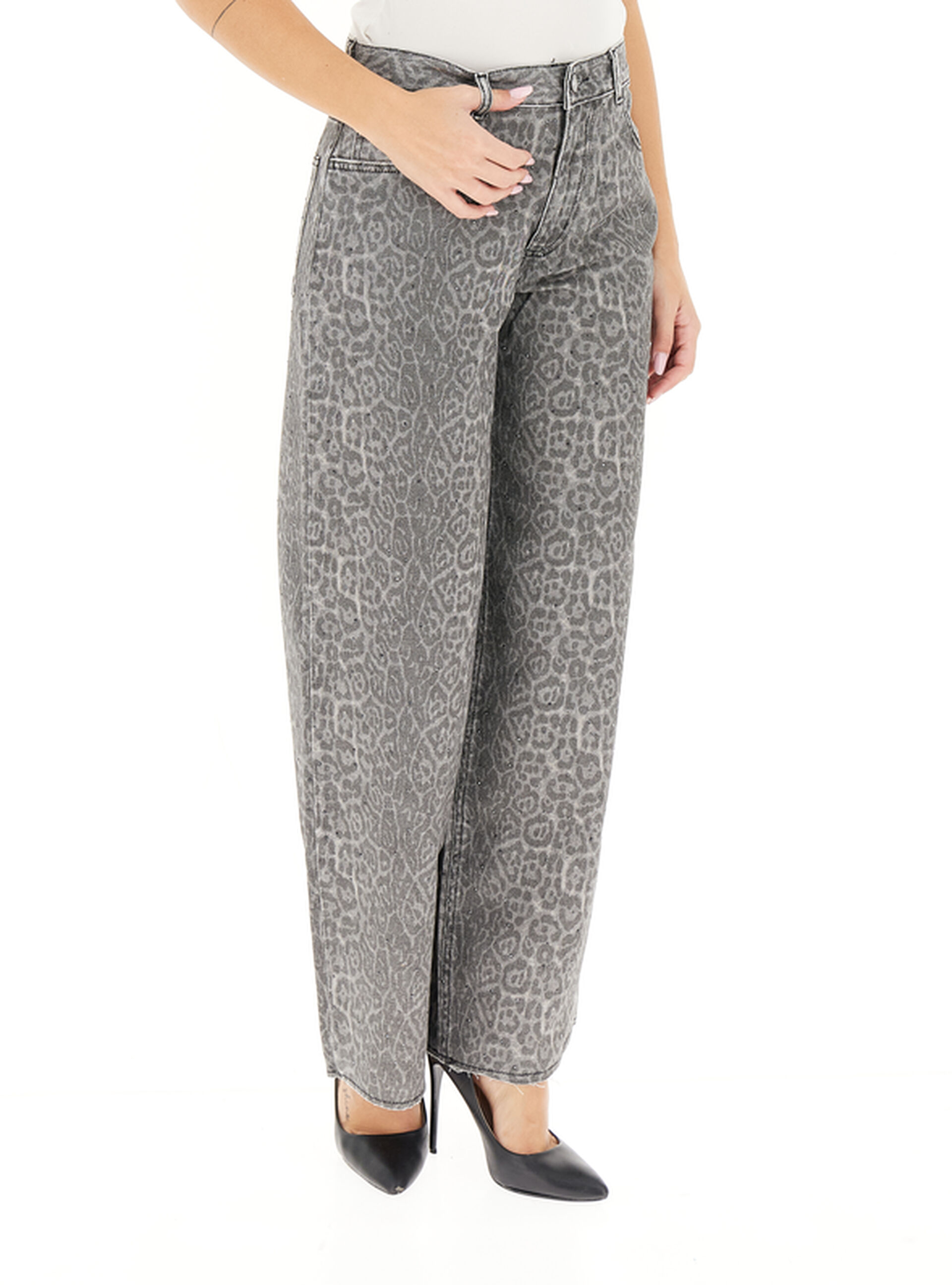 secondary product photo