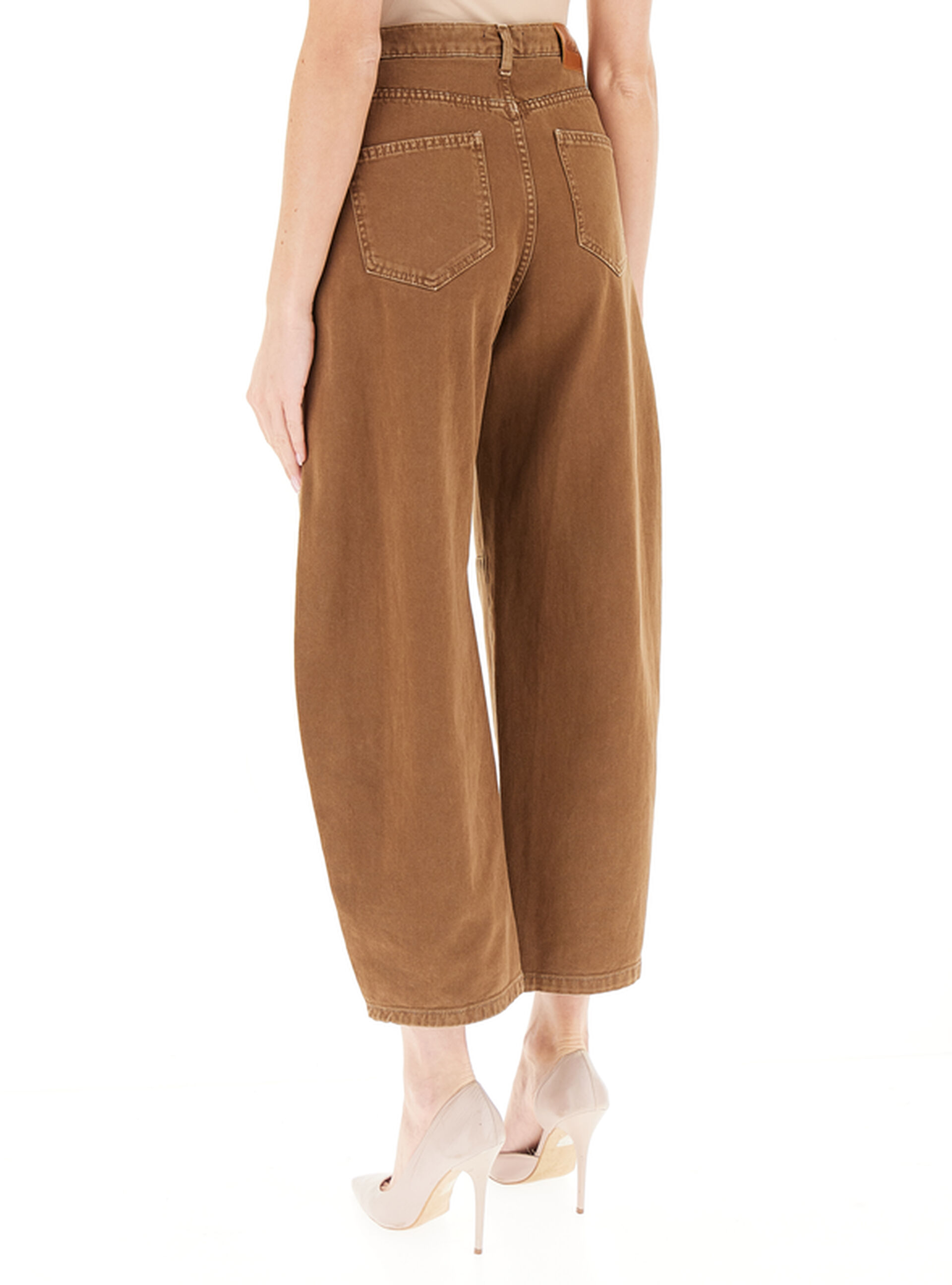 secondary product photo