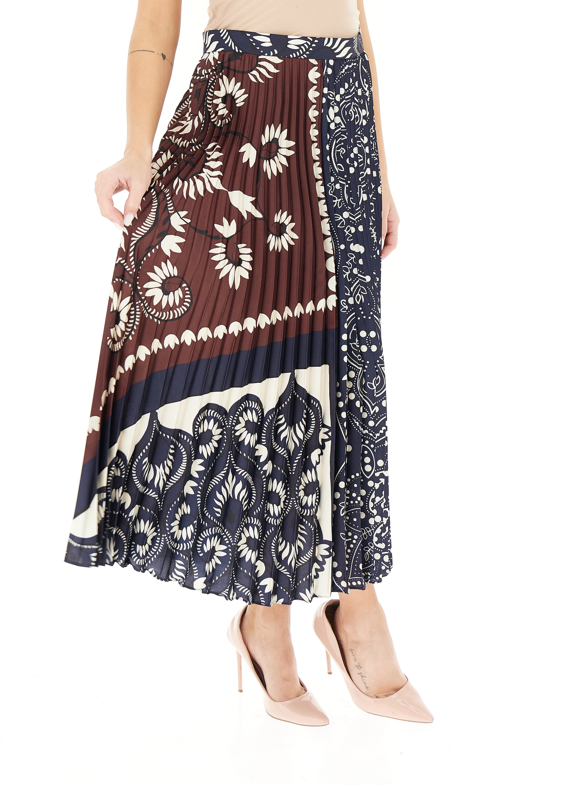 secondary product photo