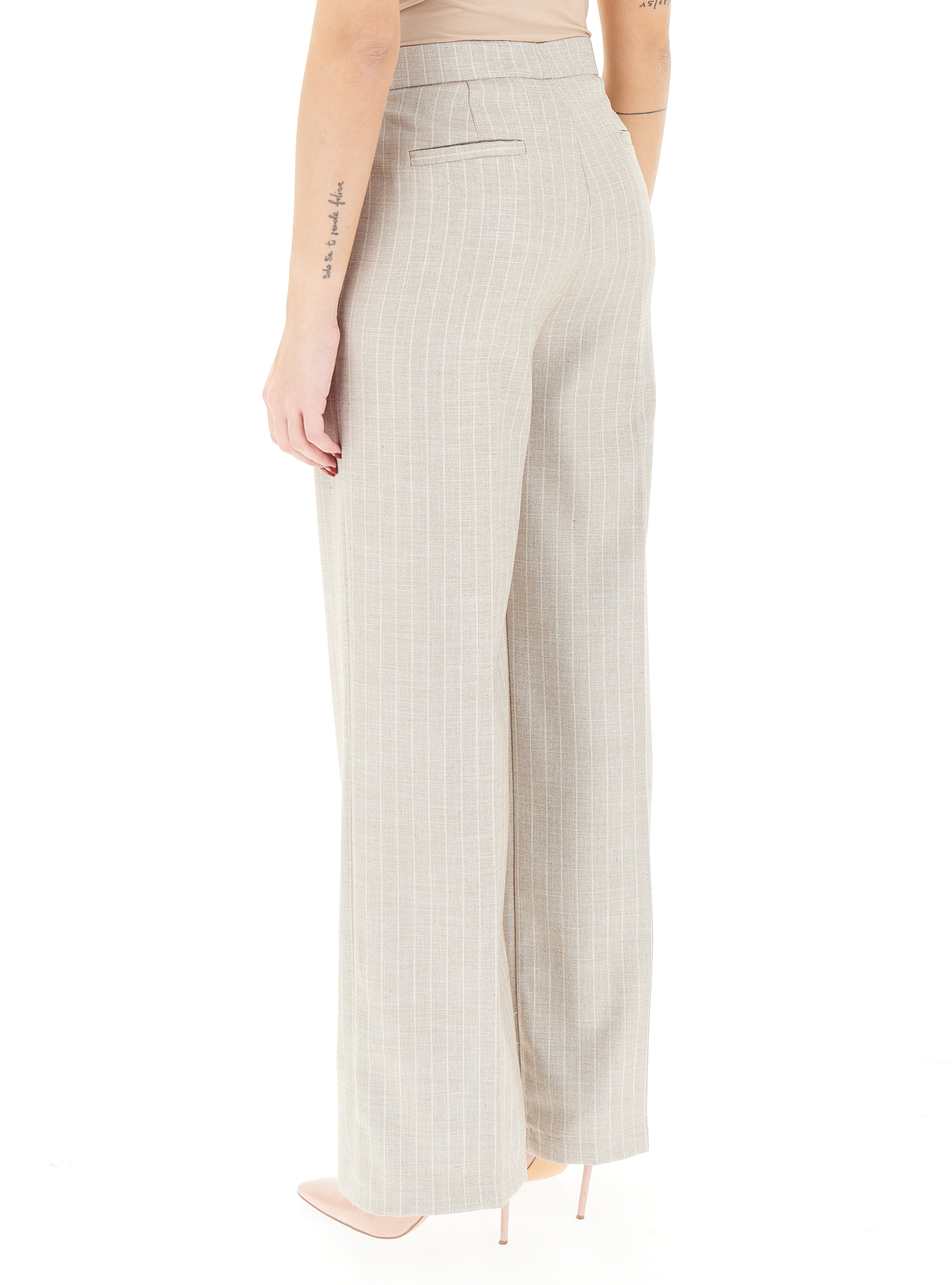 secondary product photo