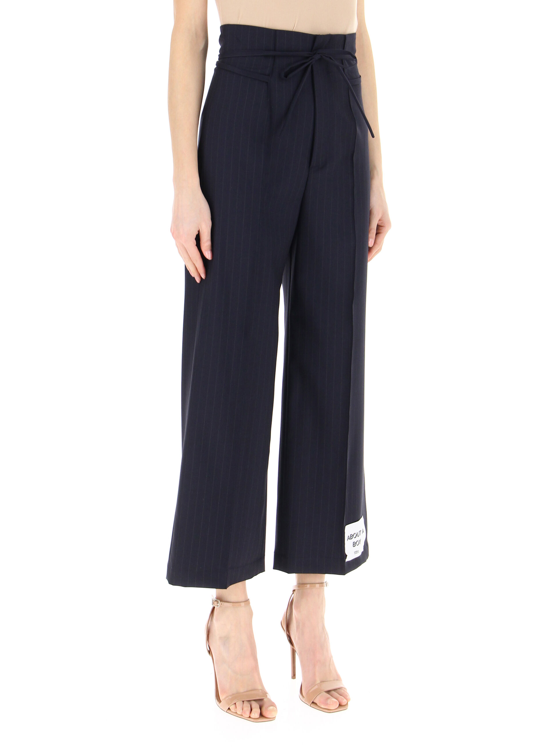 secondary product photo