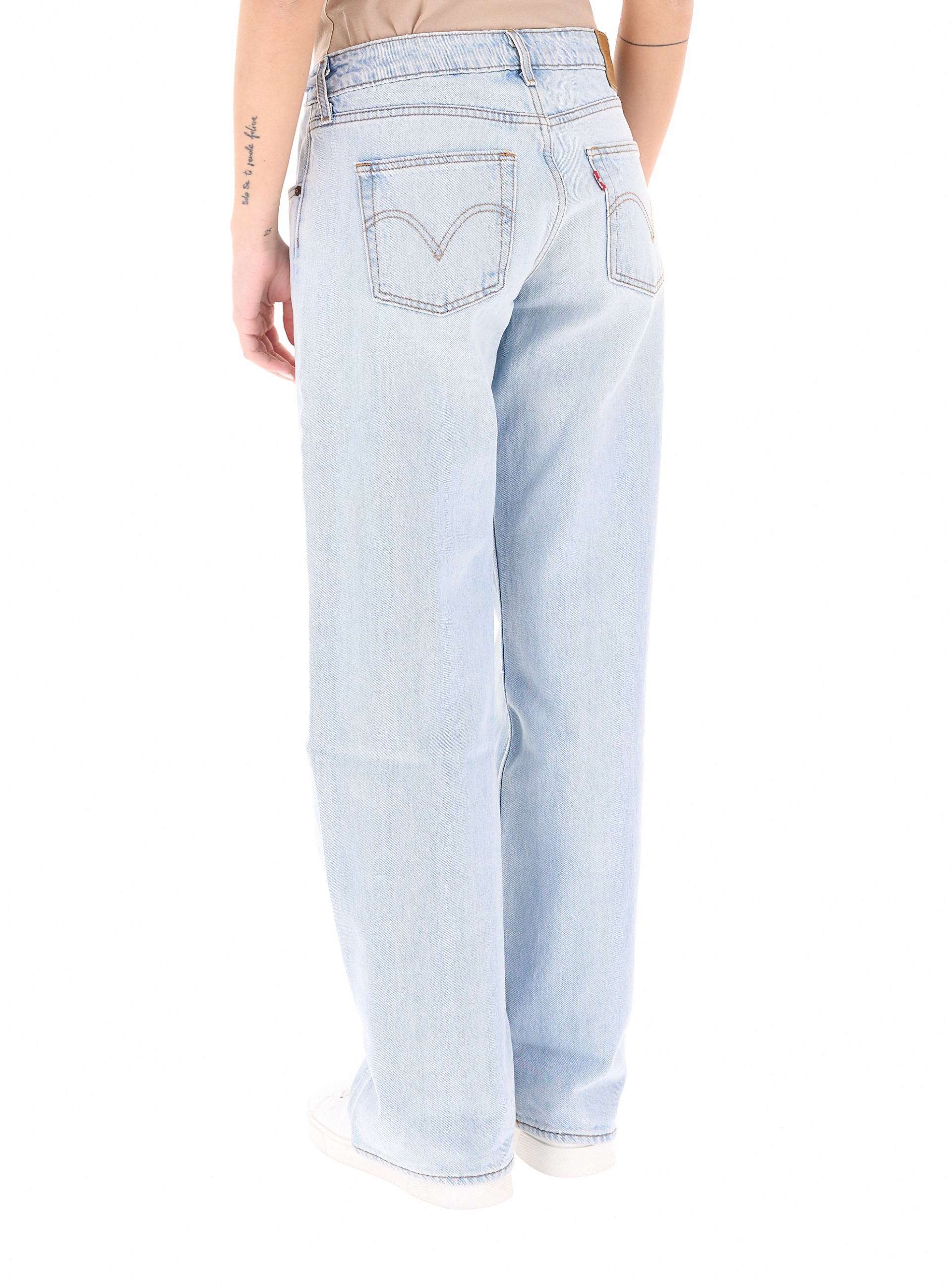 secondary product photo