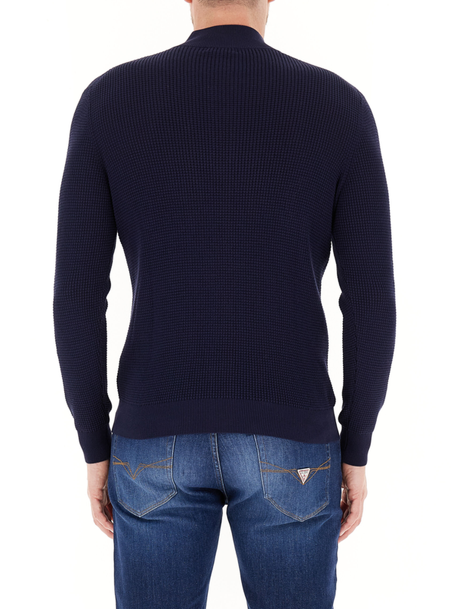 secondary product photo