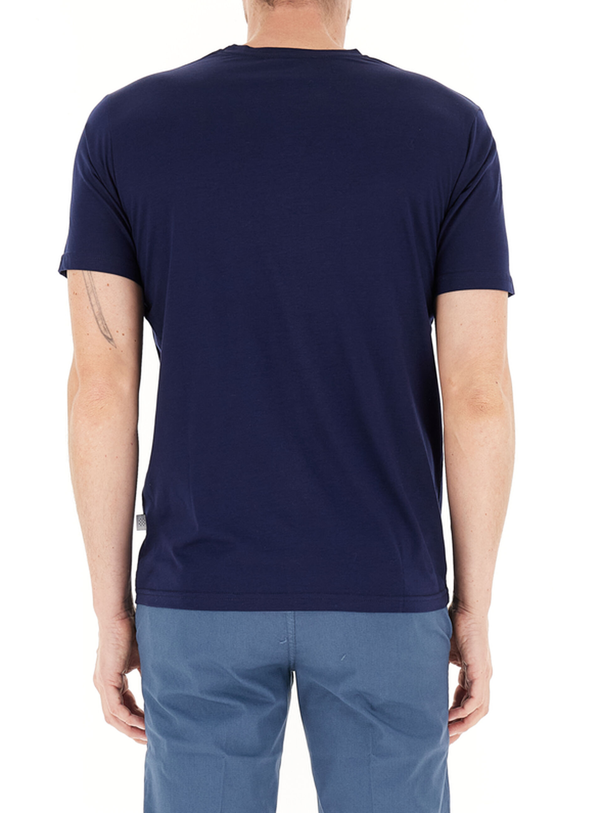 secondary product photo