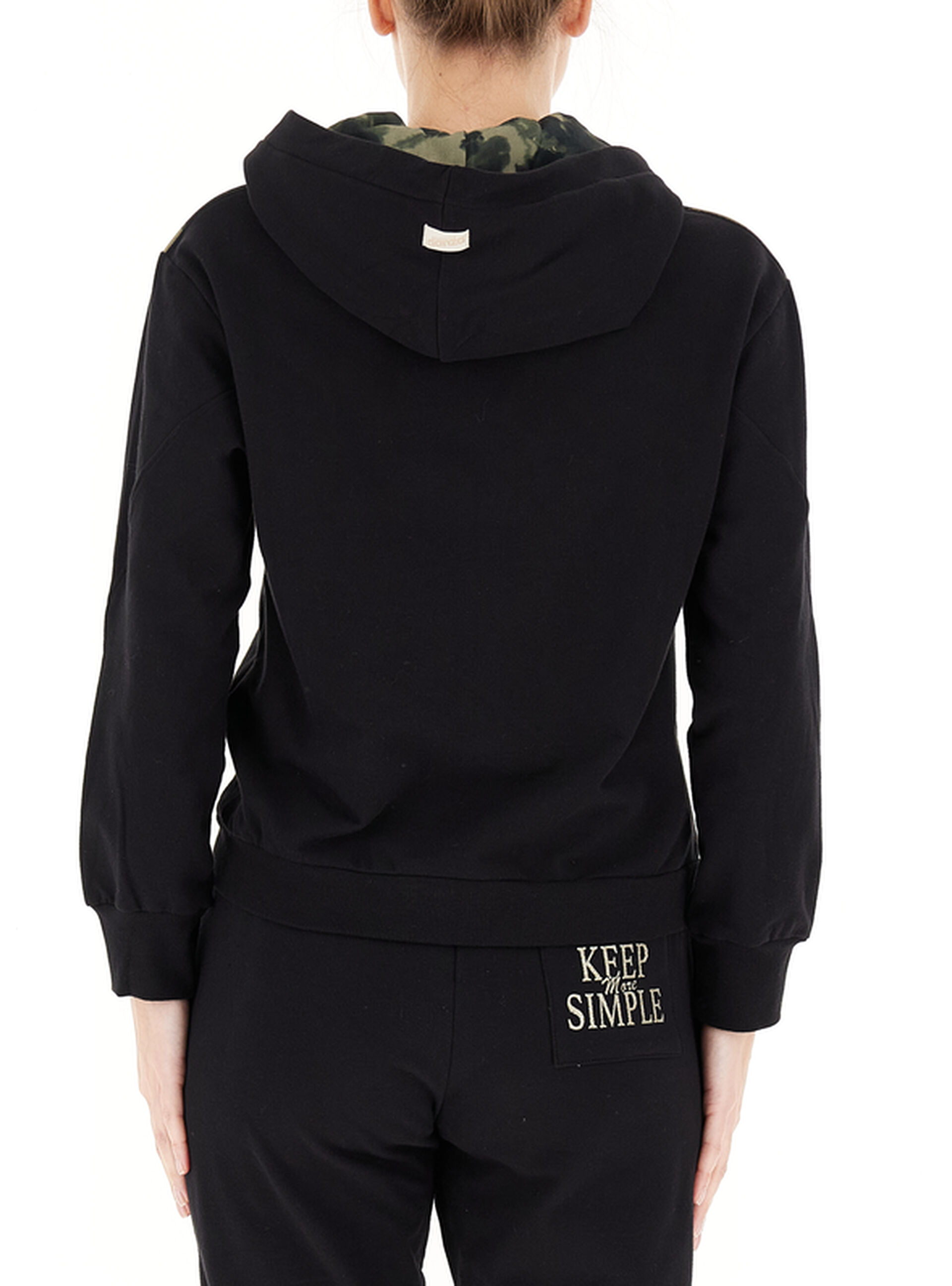 secondary product photo