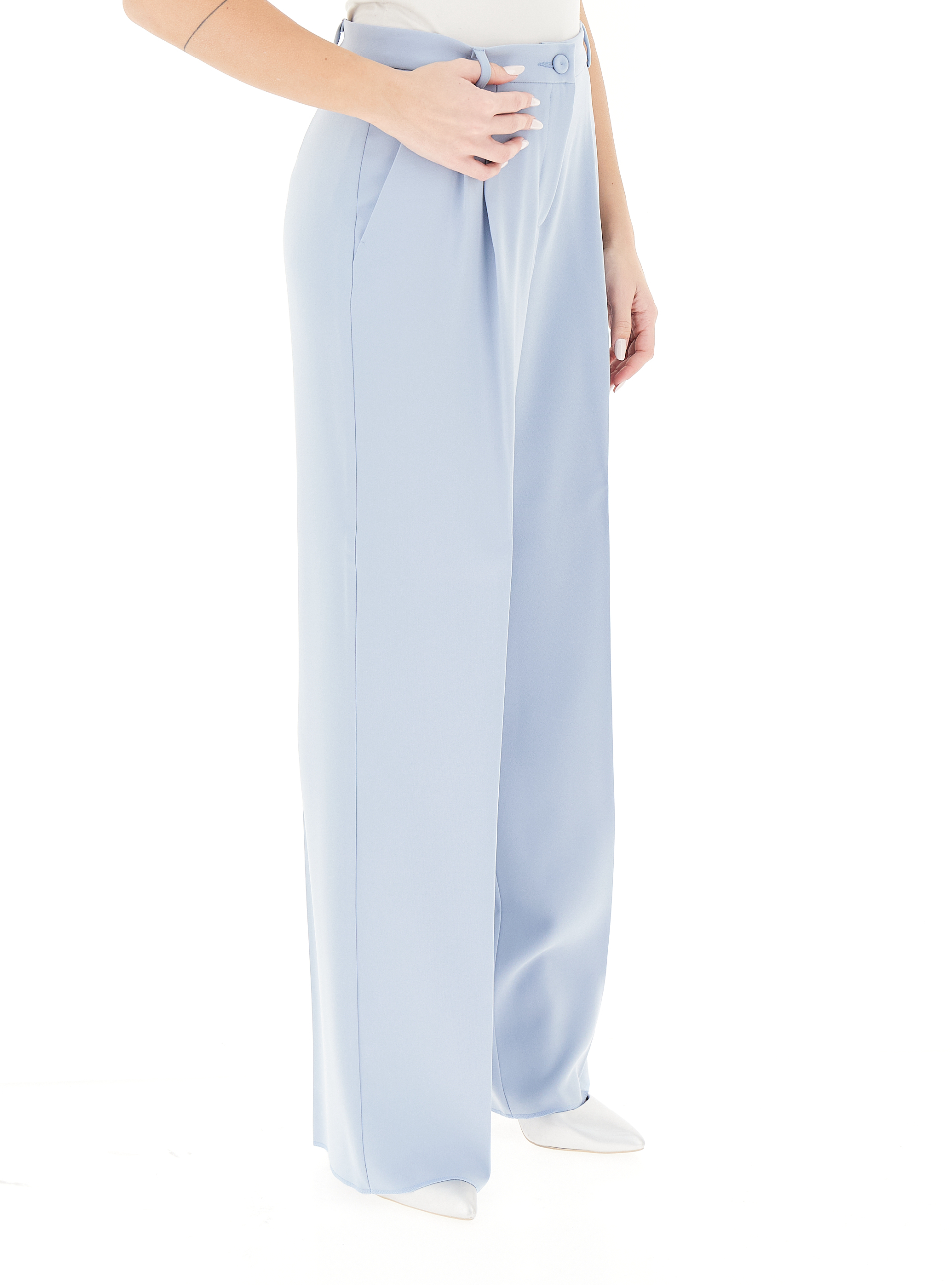 secondary product photo