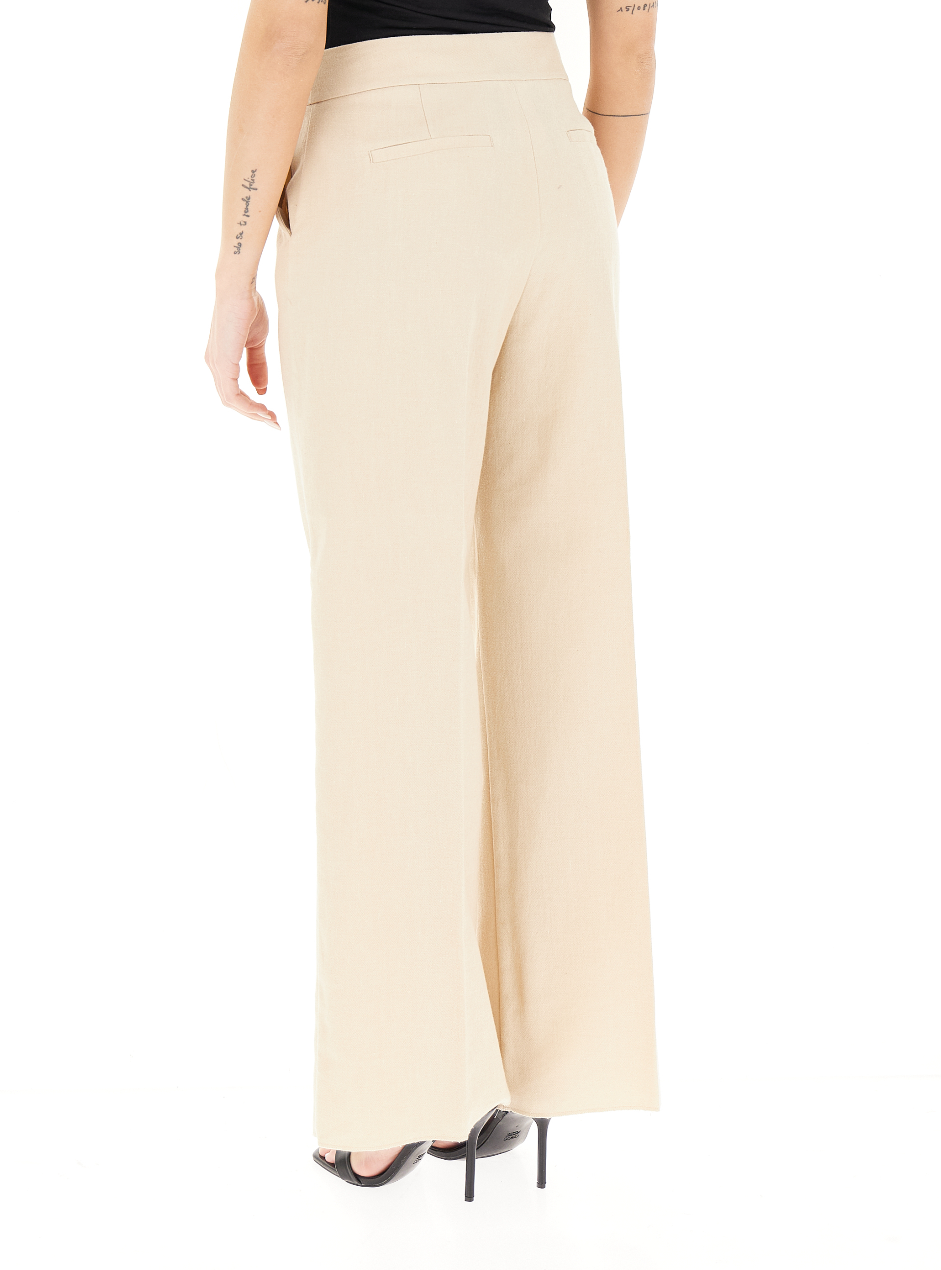 secondary product photo