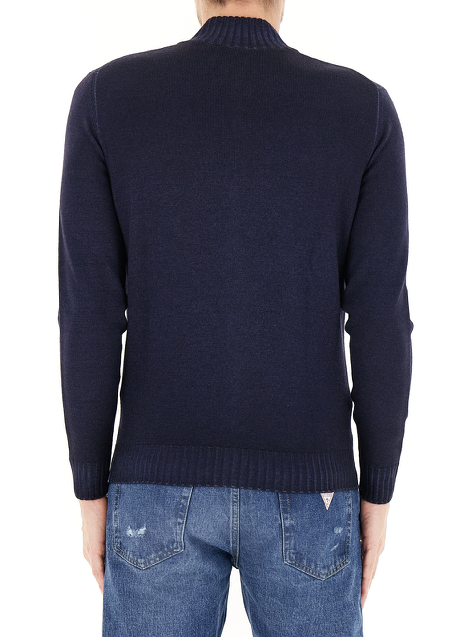 secondary product photo