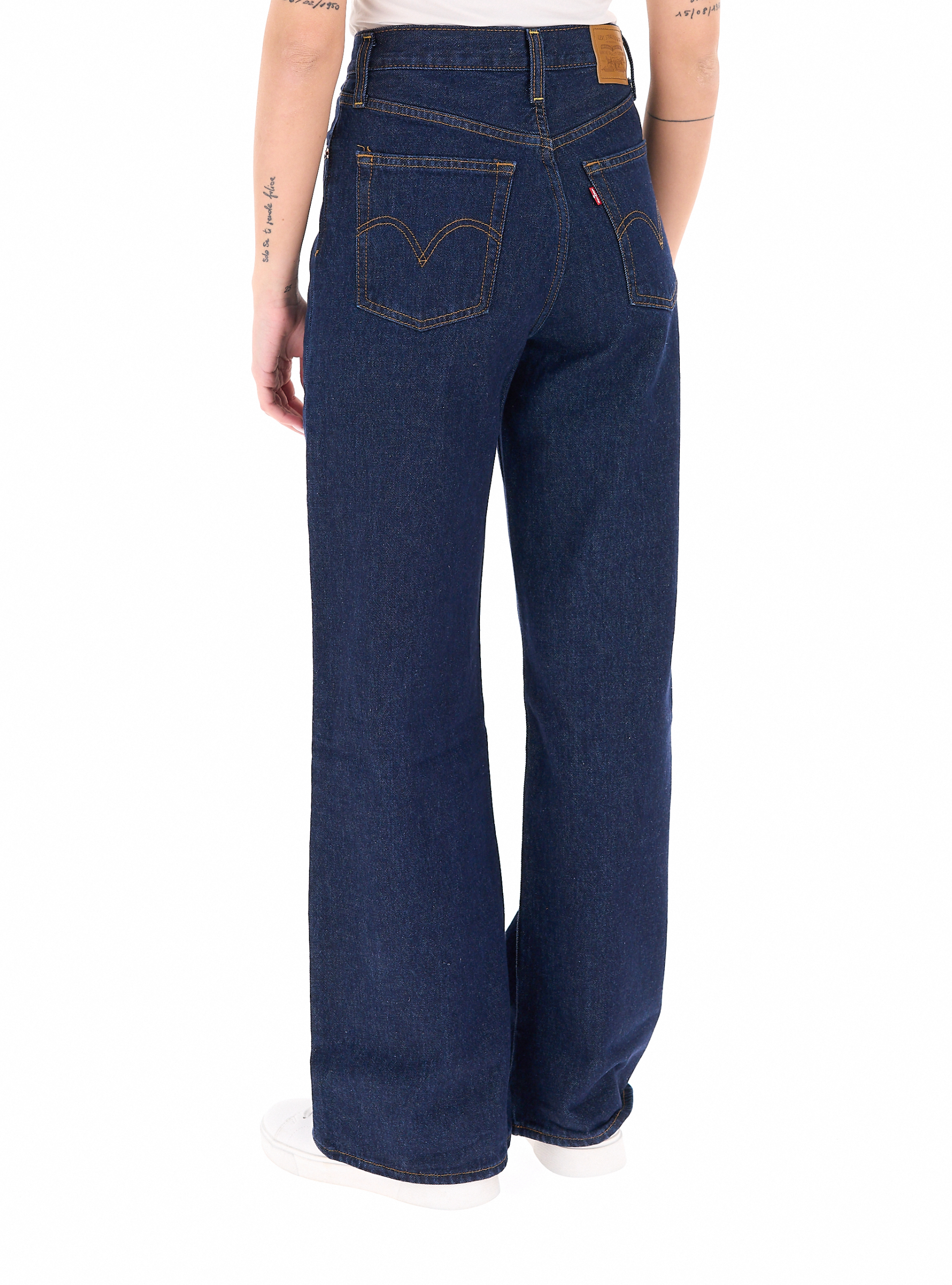 secondary product photo