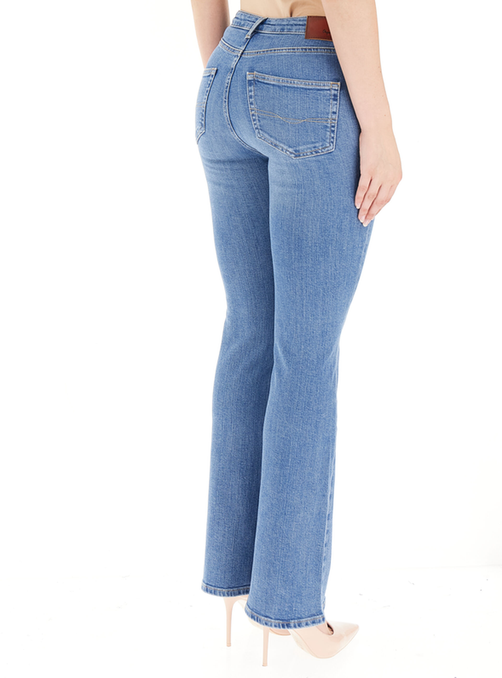 secondary product photo