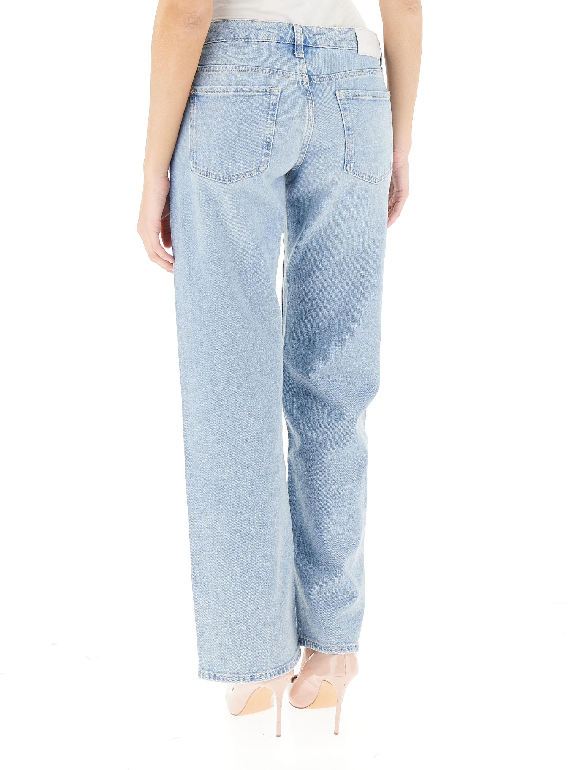 secondary product photo