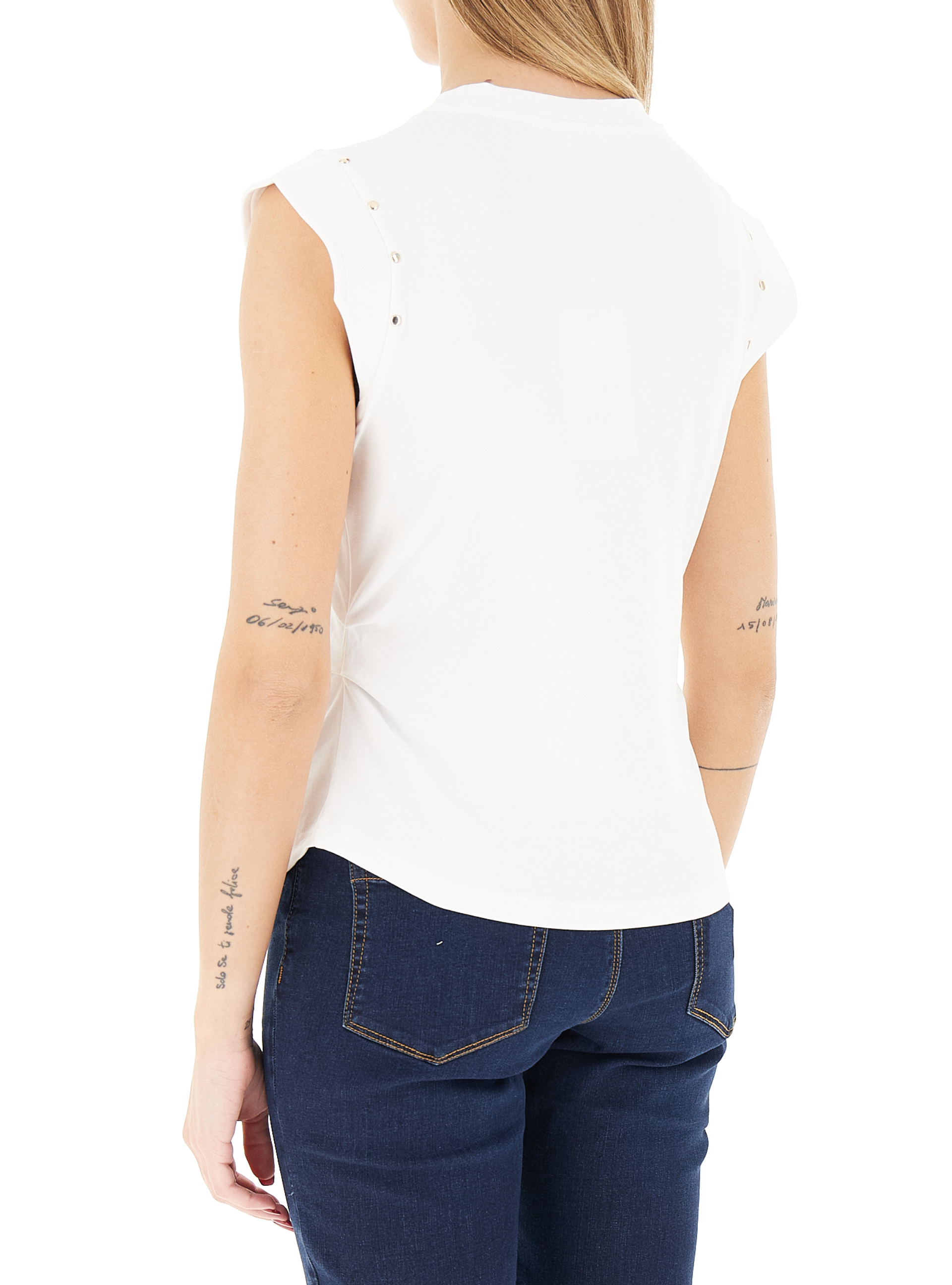 secondary product photo