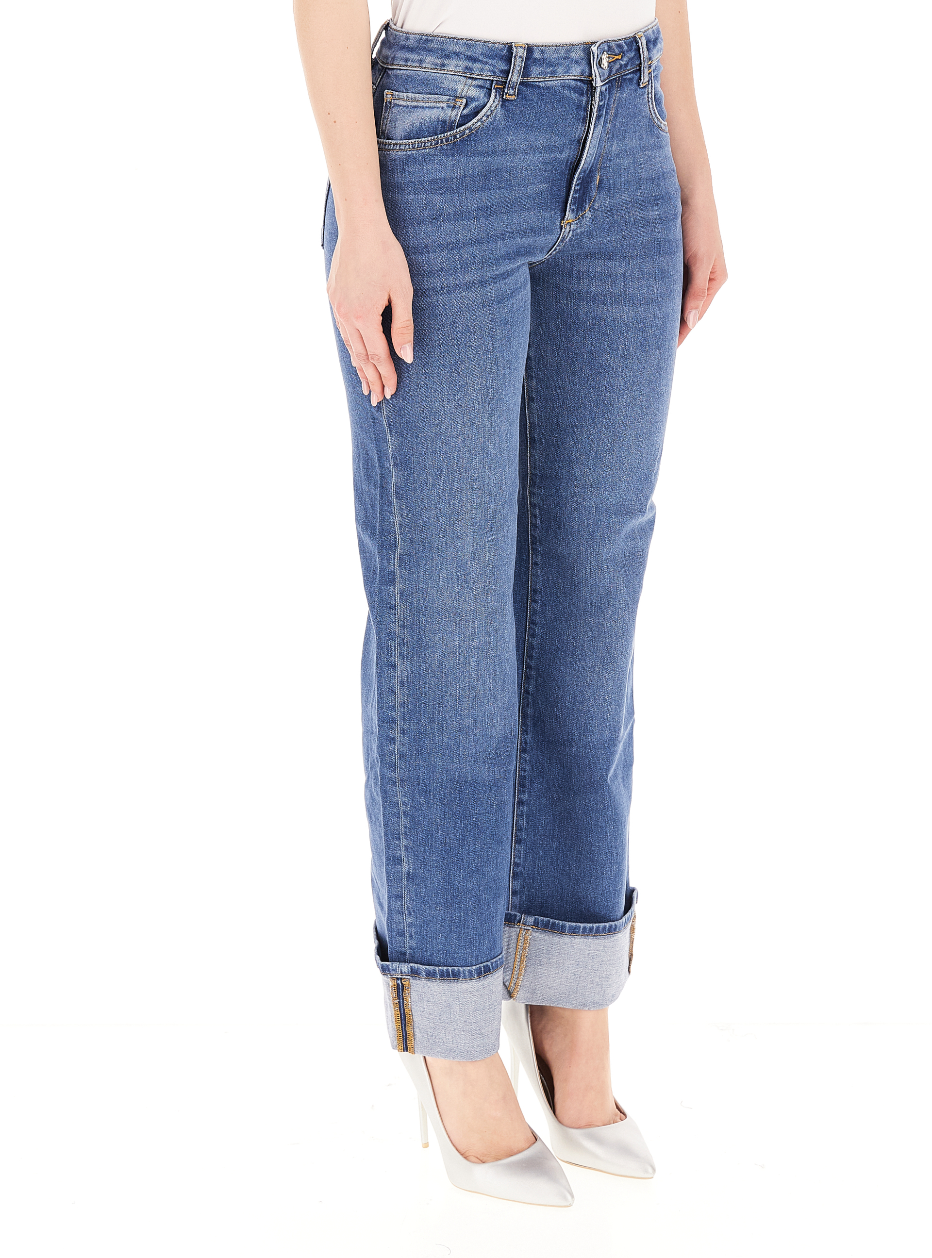 secondary product photo