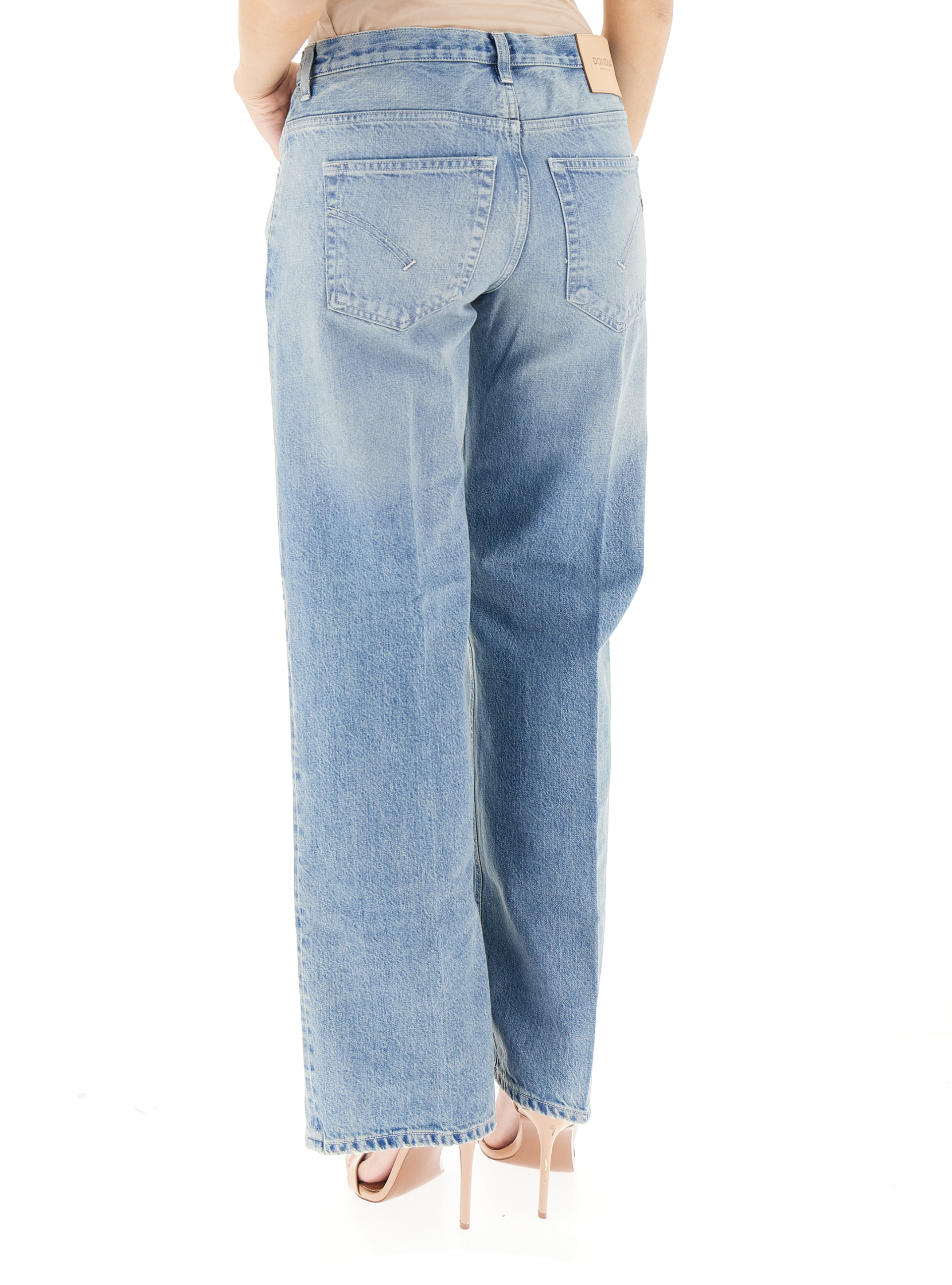 secondary product photo