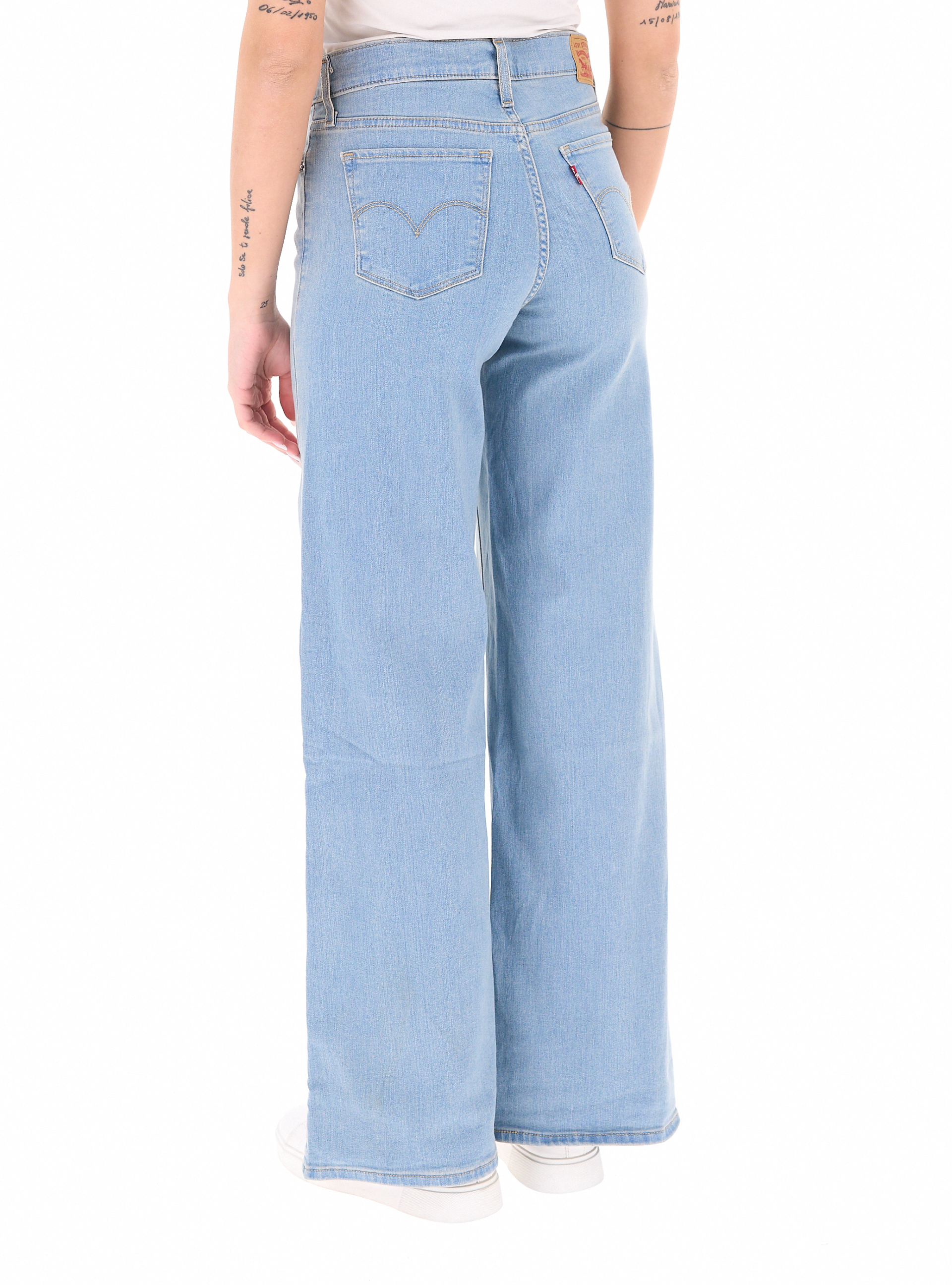 secondary product photo