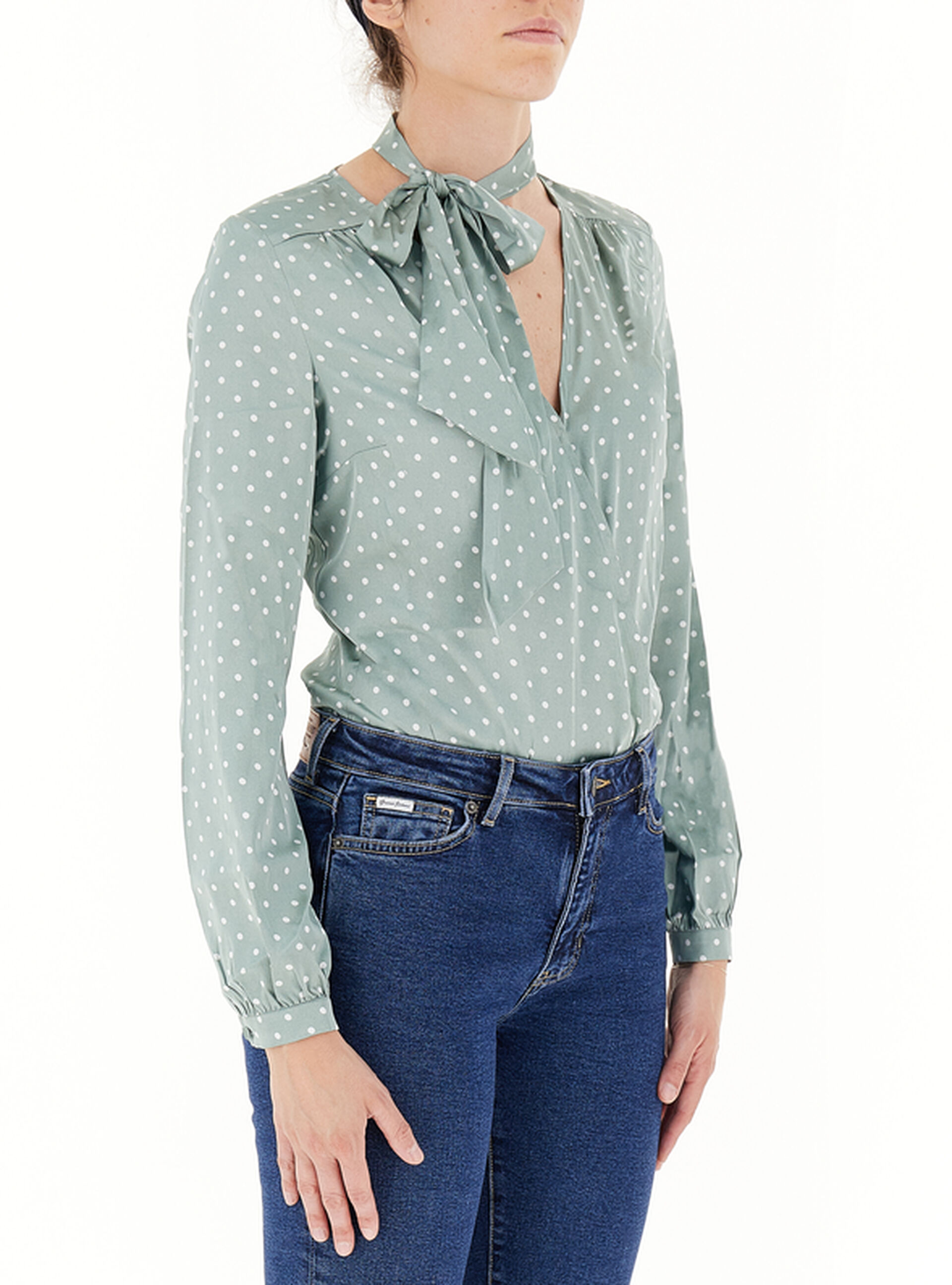 secondary product photo