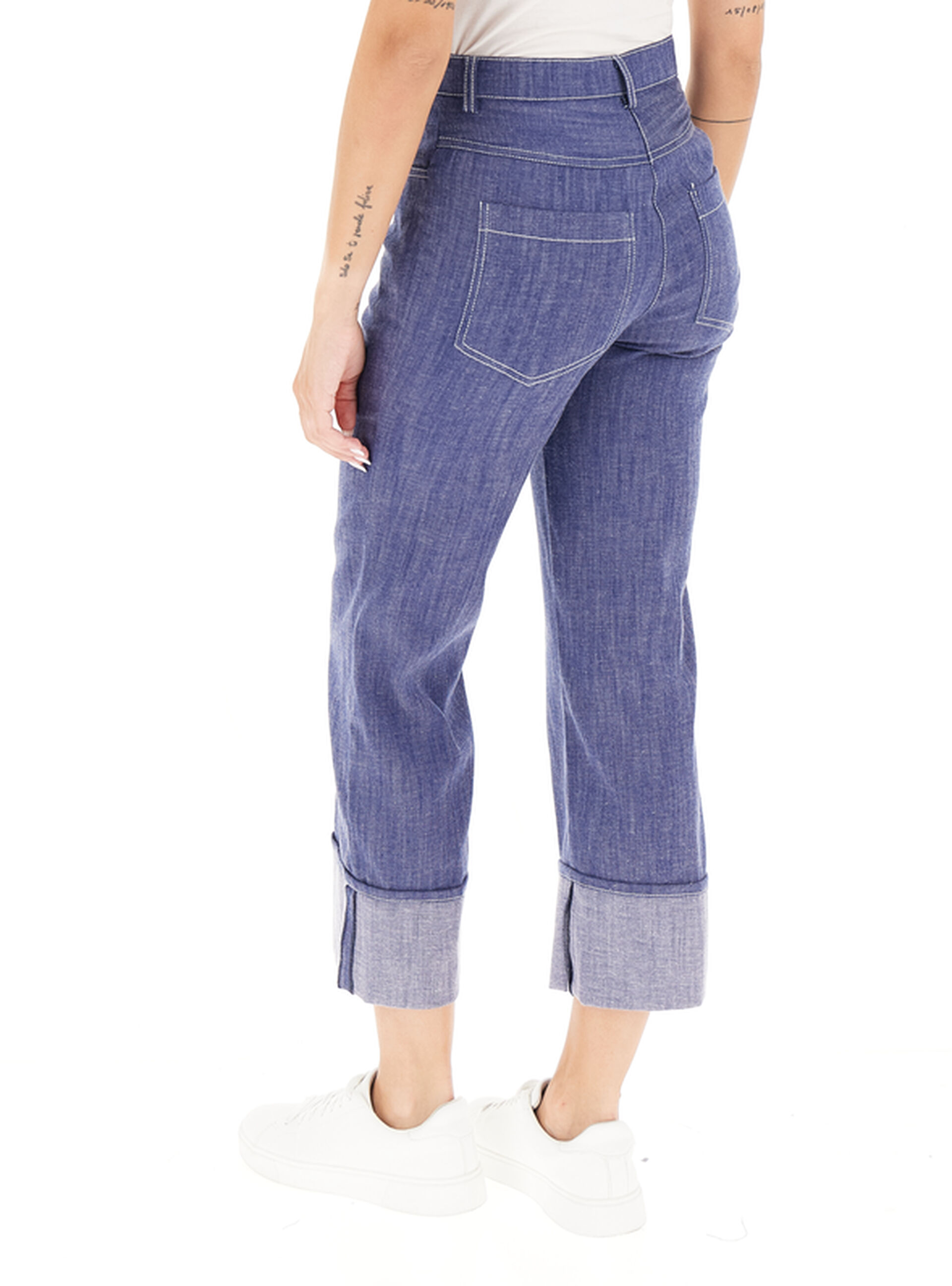 secondary product photo