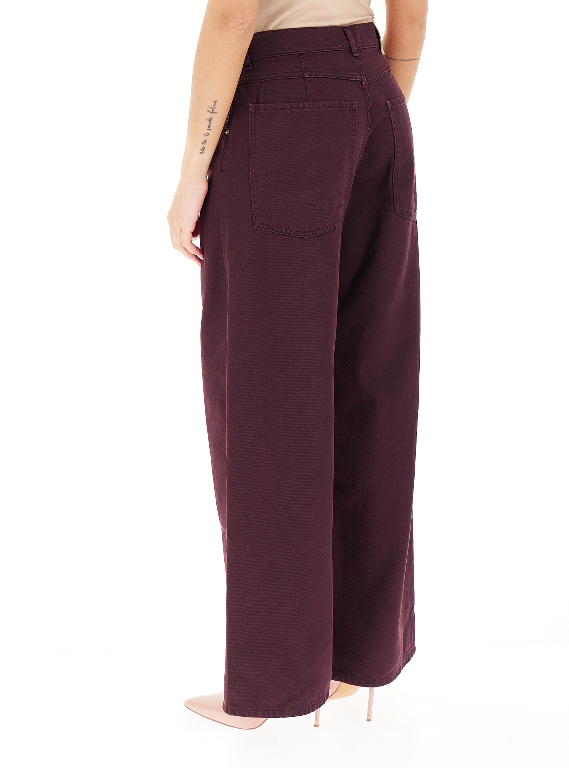 secondary product photo