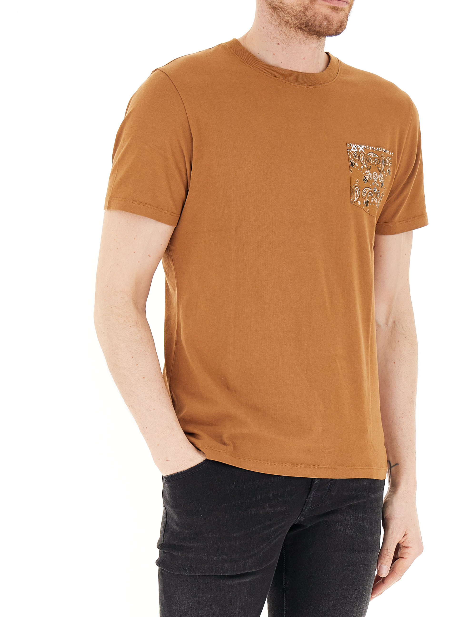 secondary product photo