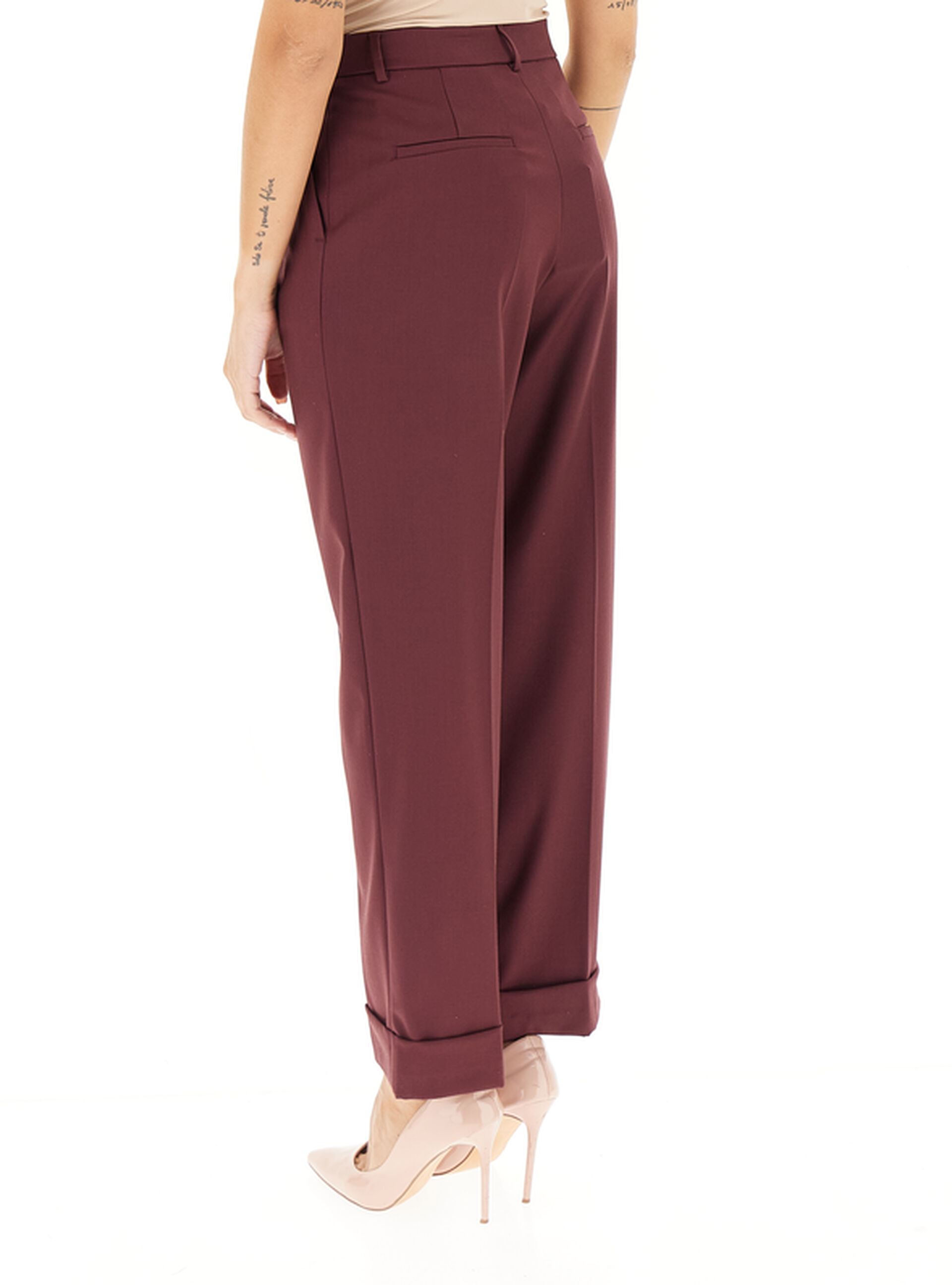 secondary product photo