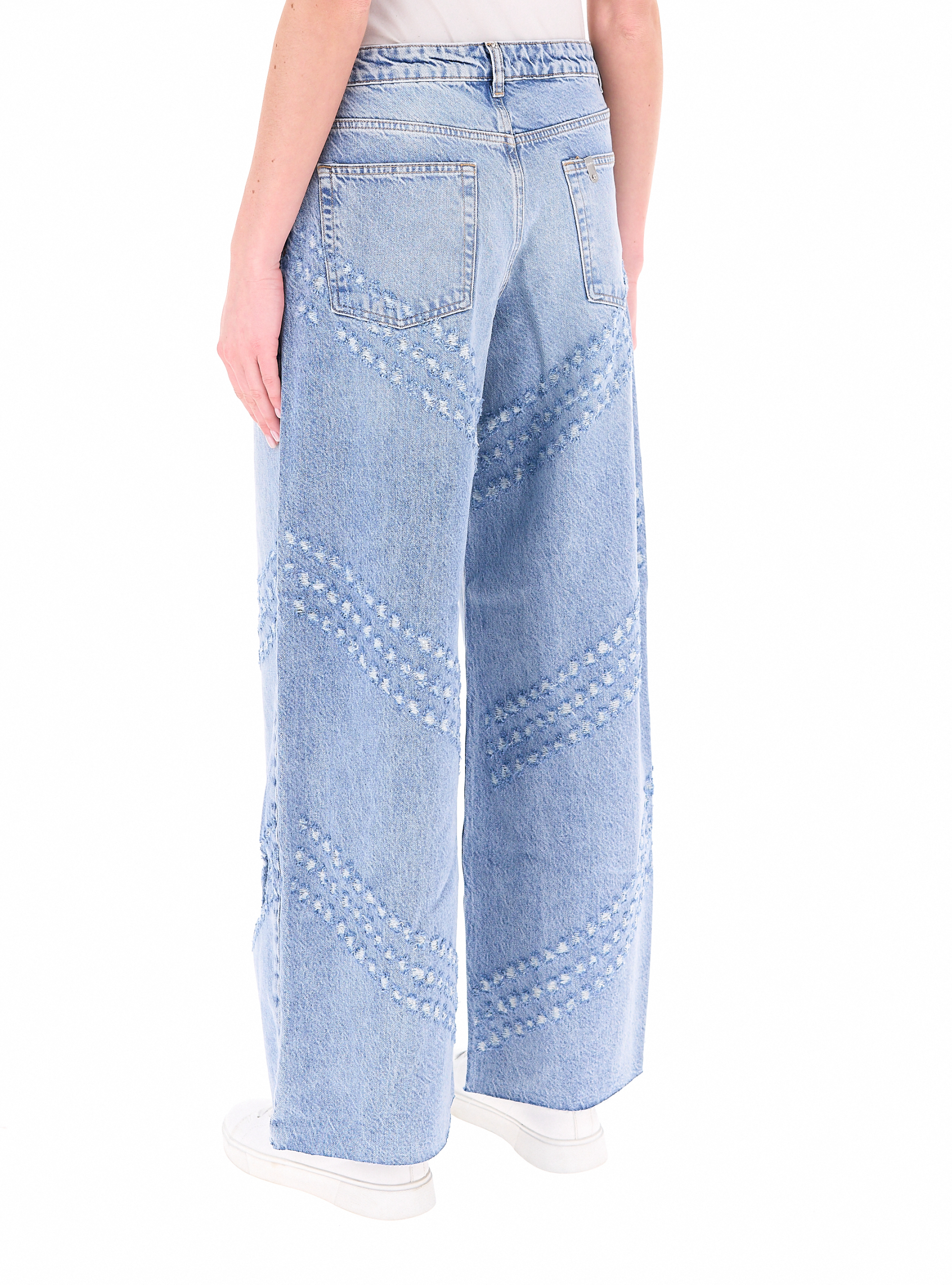 secondary product photo