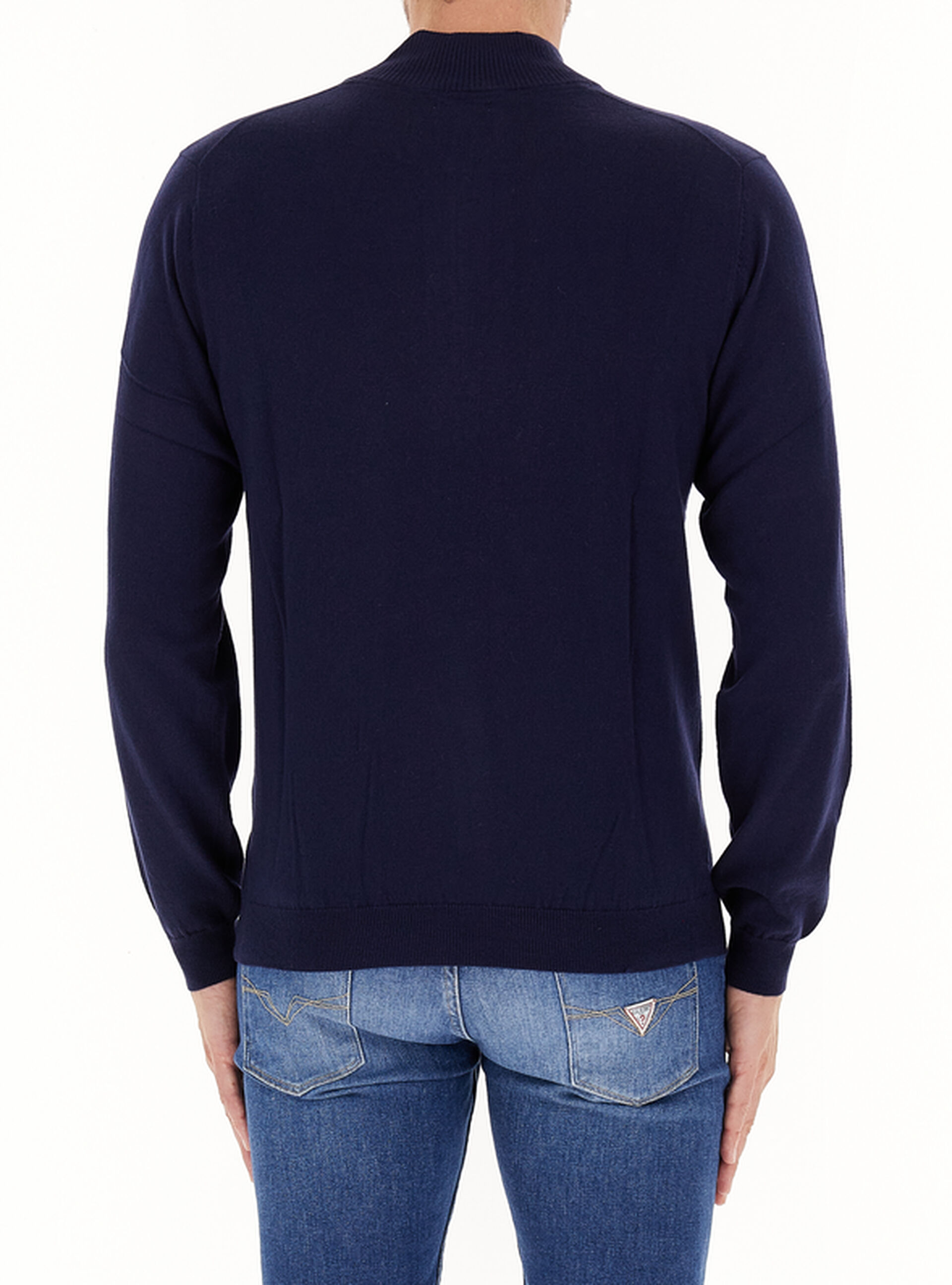 secondary product photo