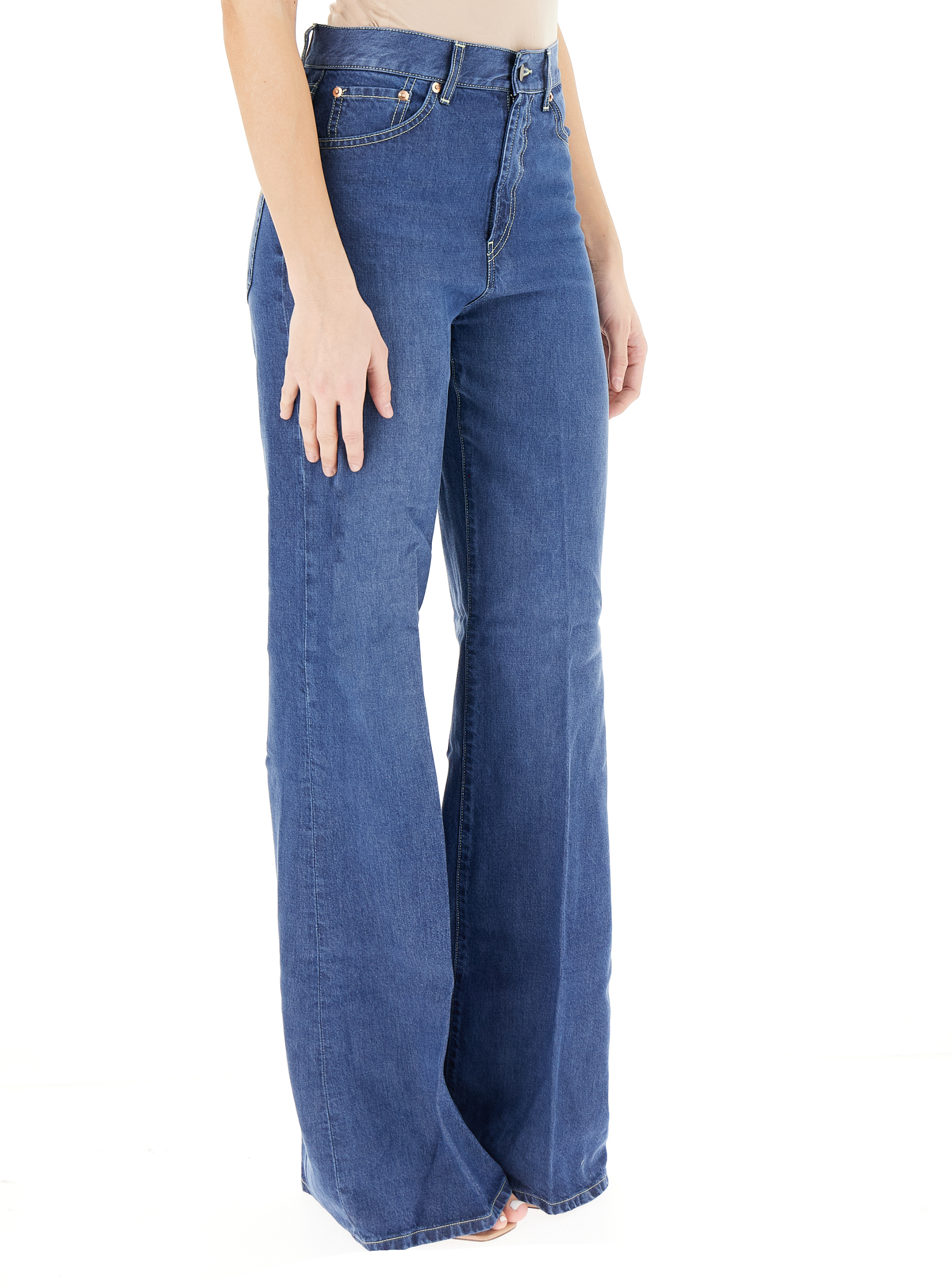 secondary product photo