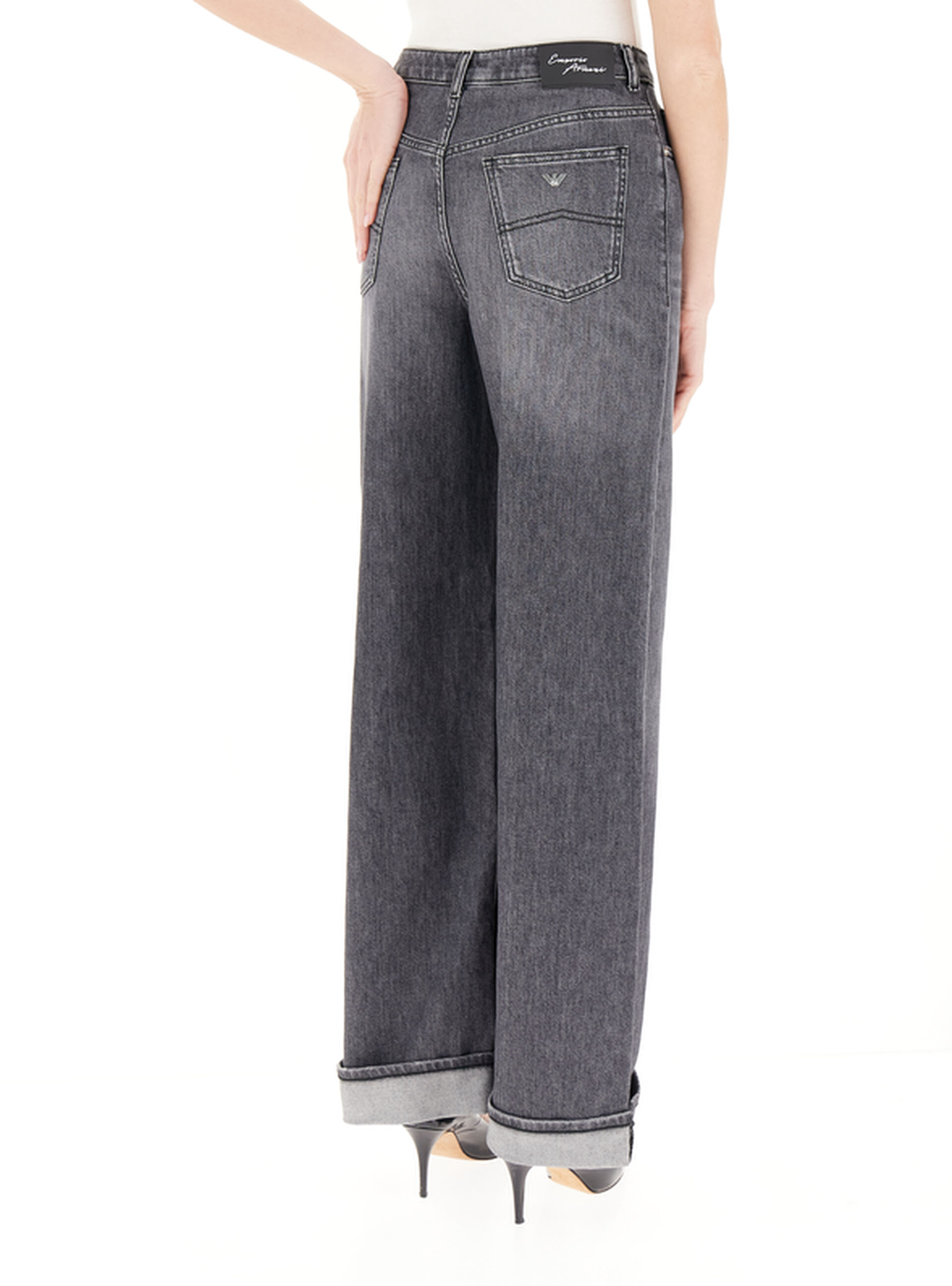 secondary product photo