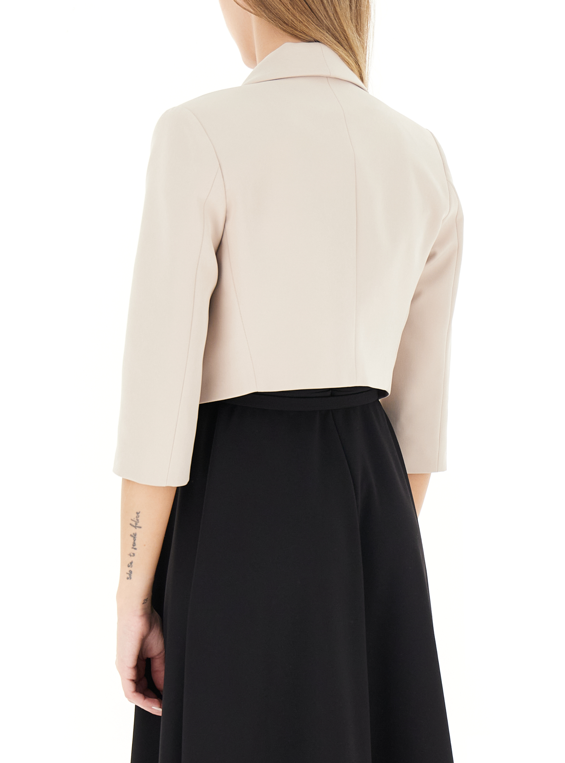 secondary product photo