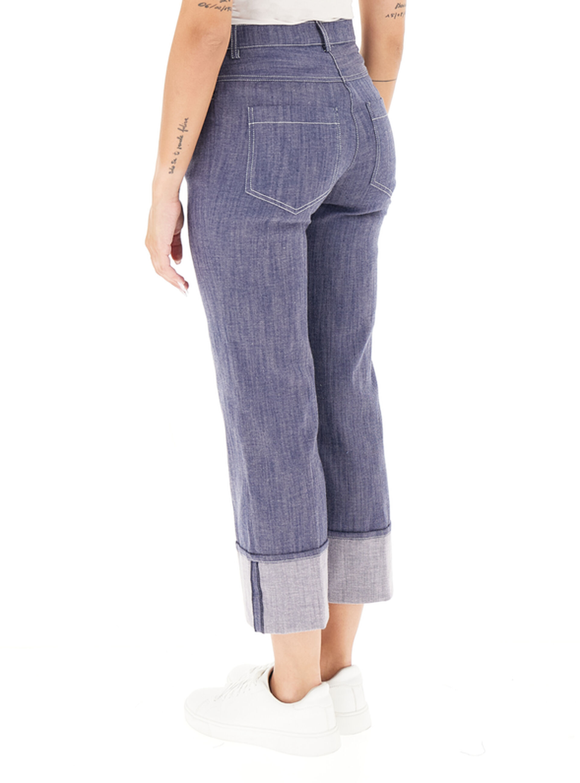 secondary product photo