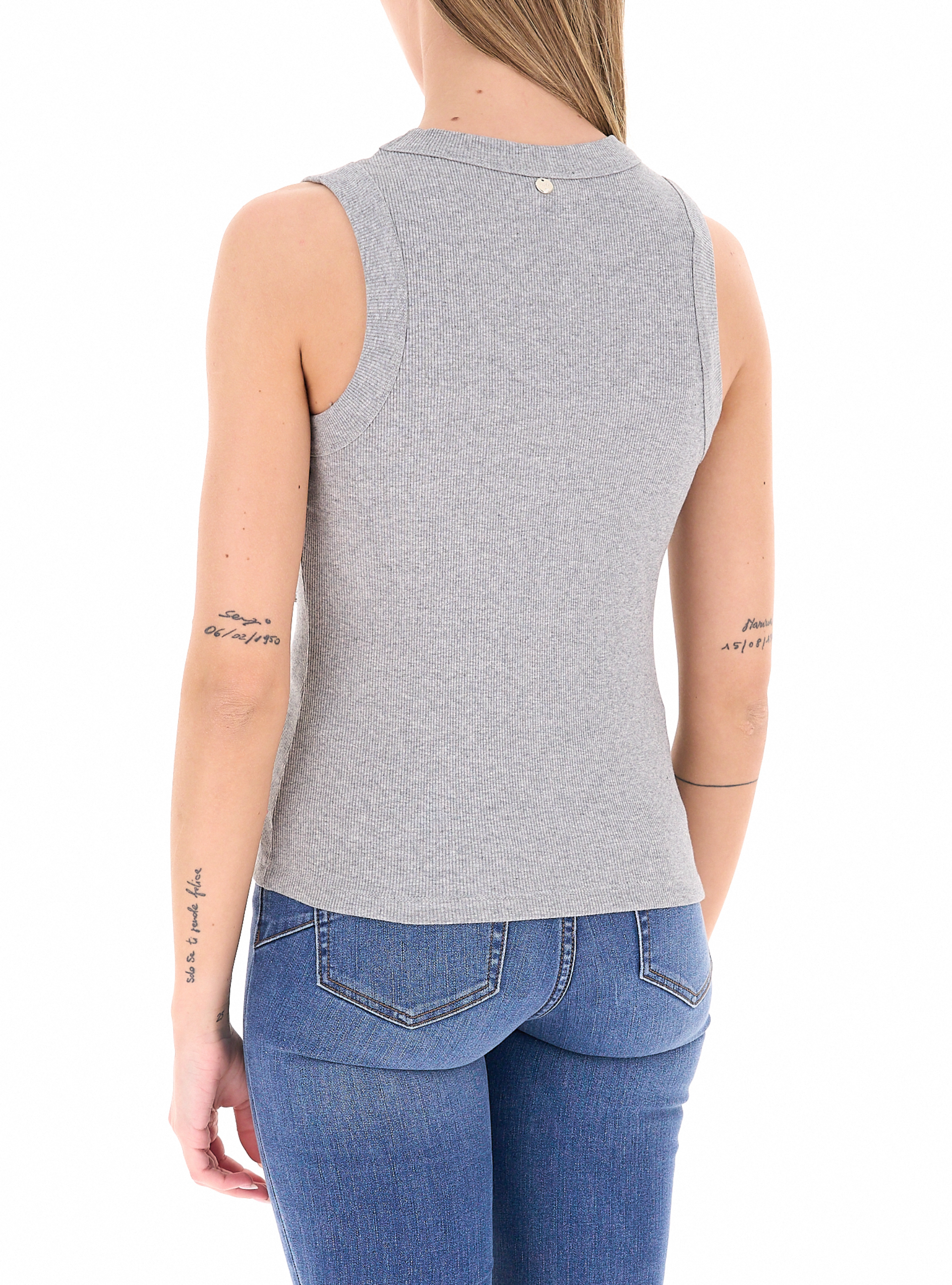 secondary product photo