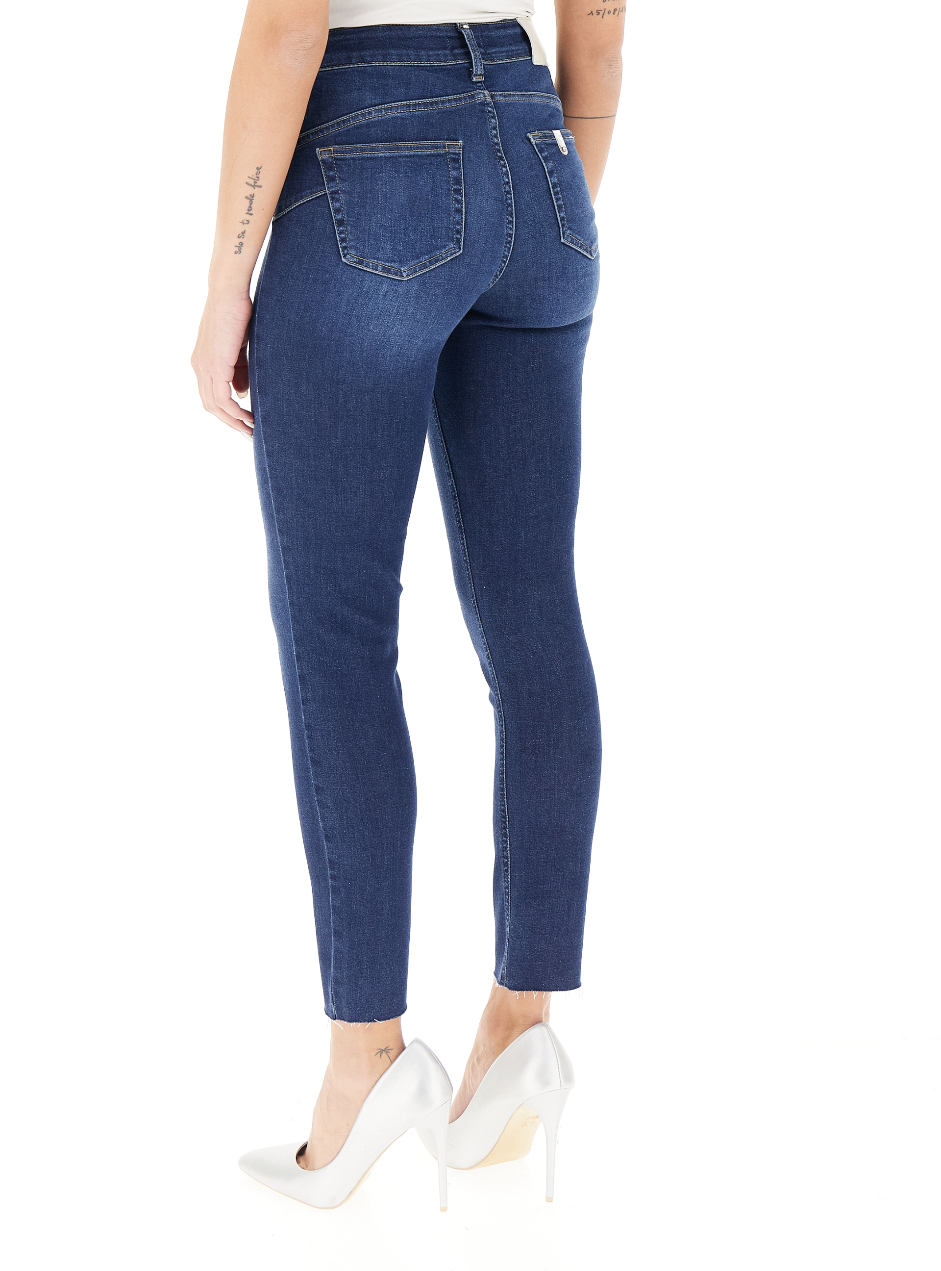 secondary product photo