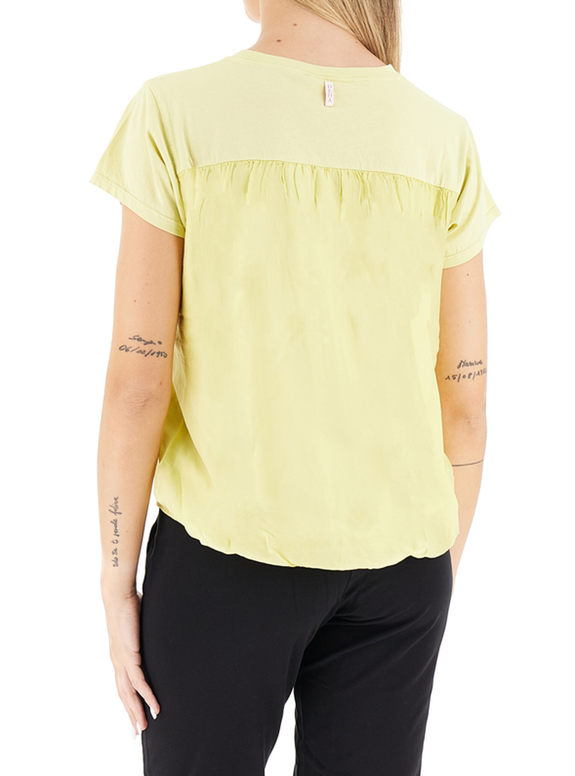 secondary product photo