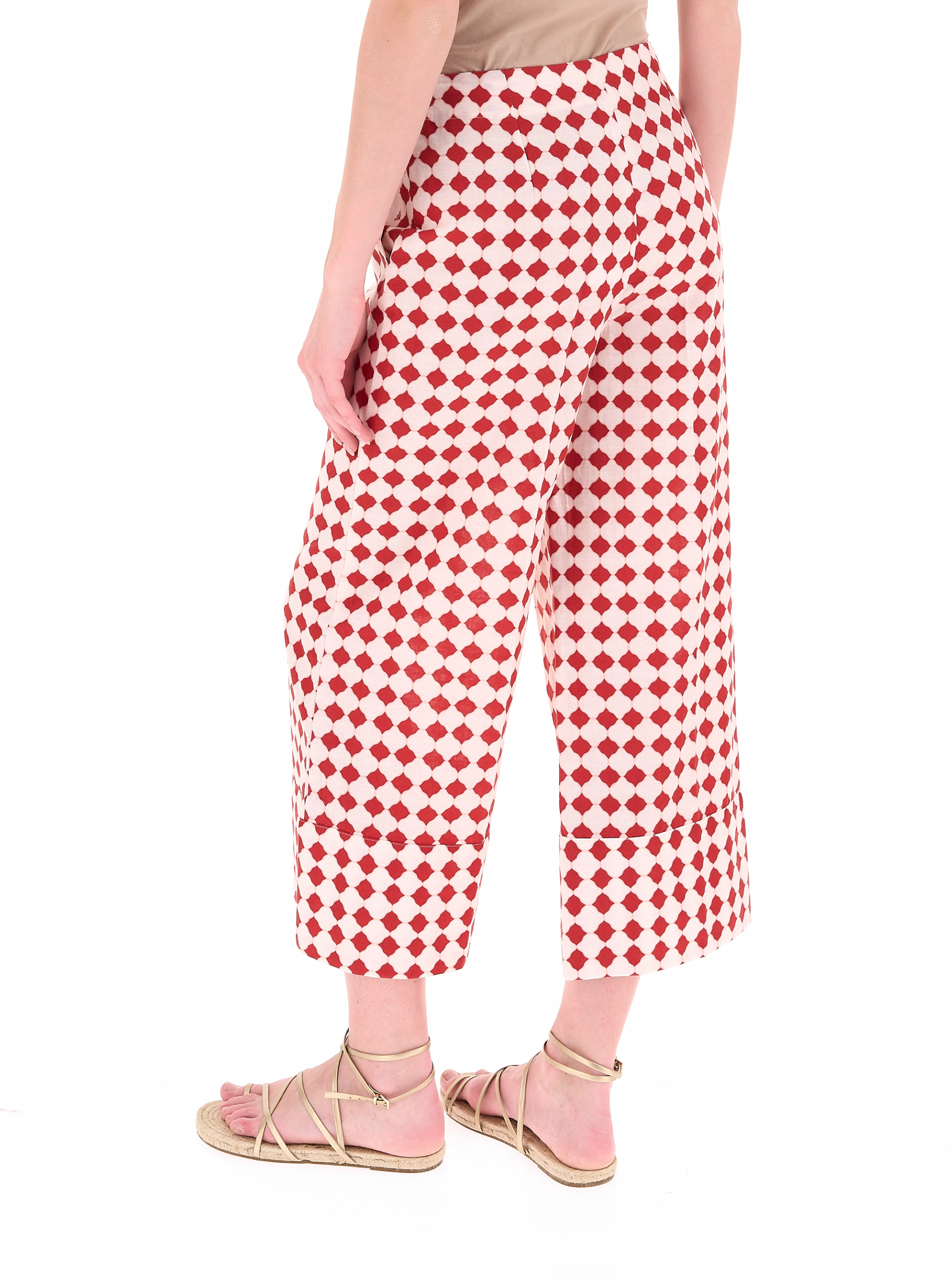 secondary product photo