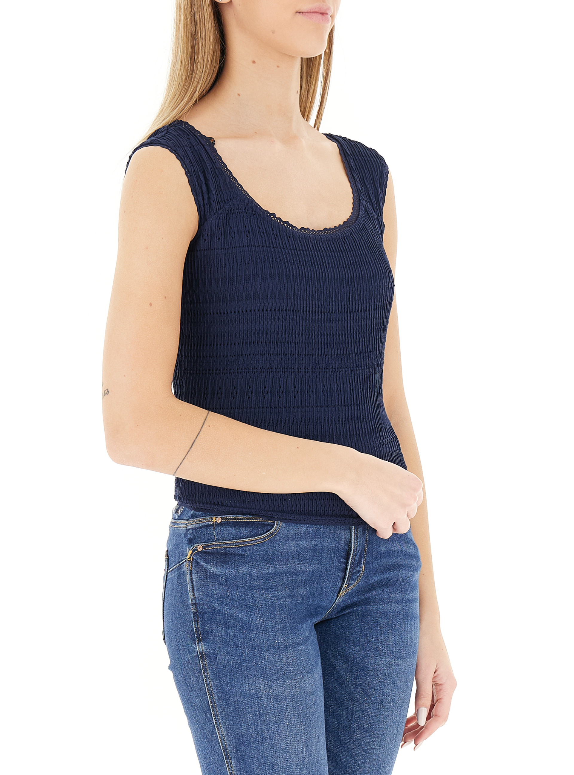 secondary product photo