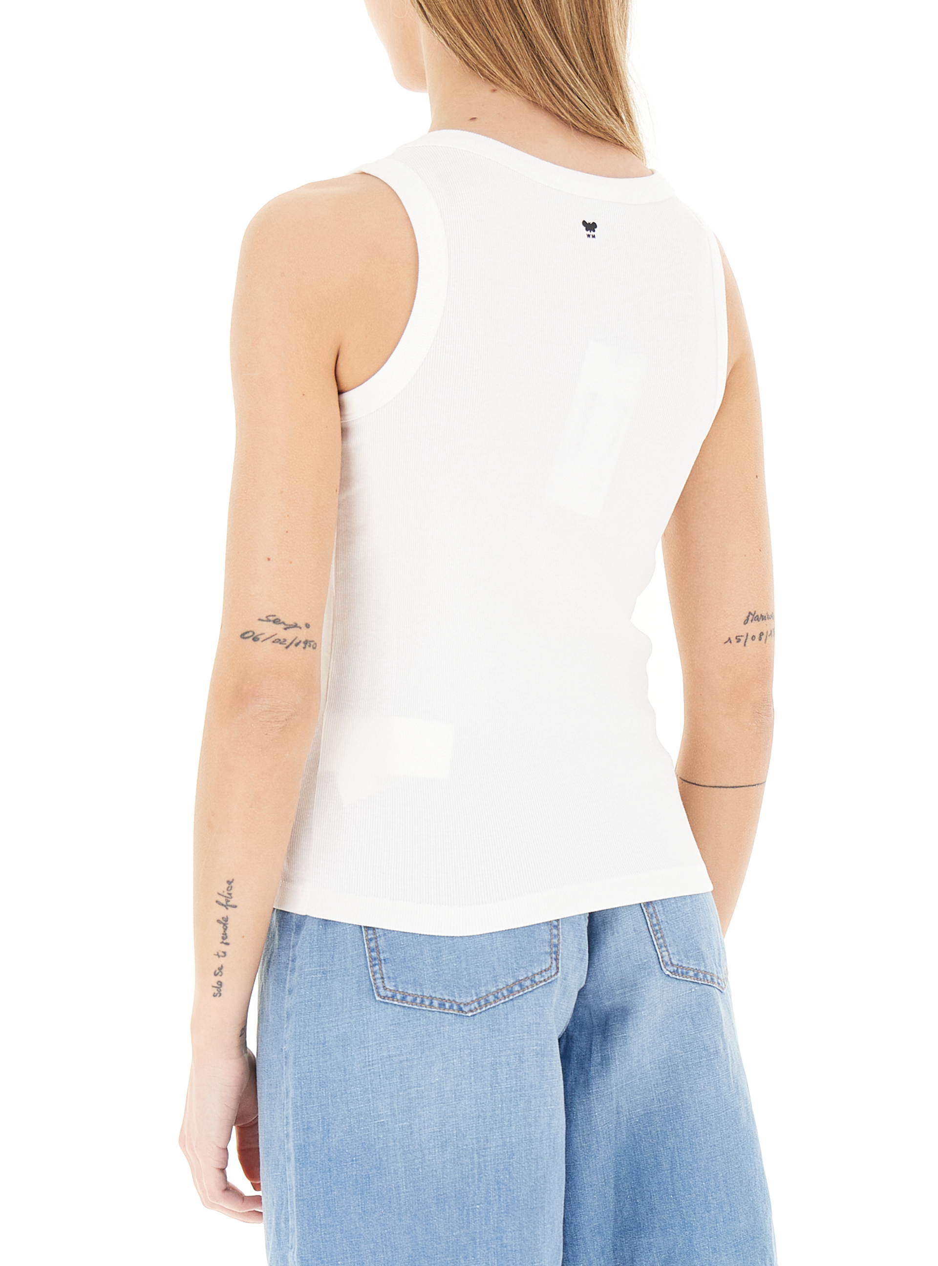 secondary product photo