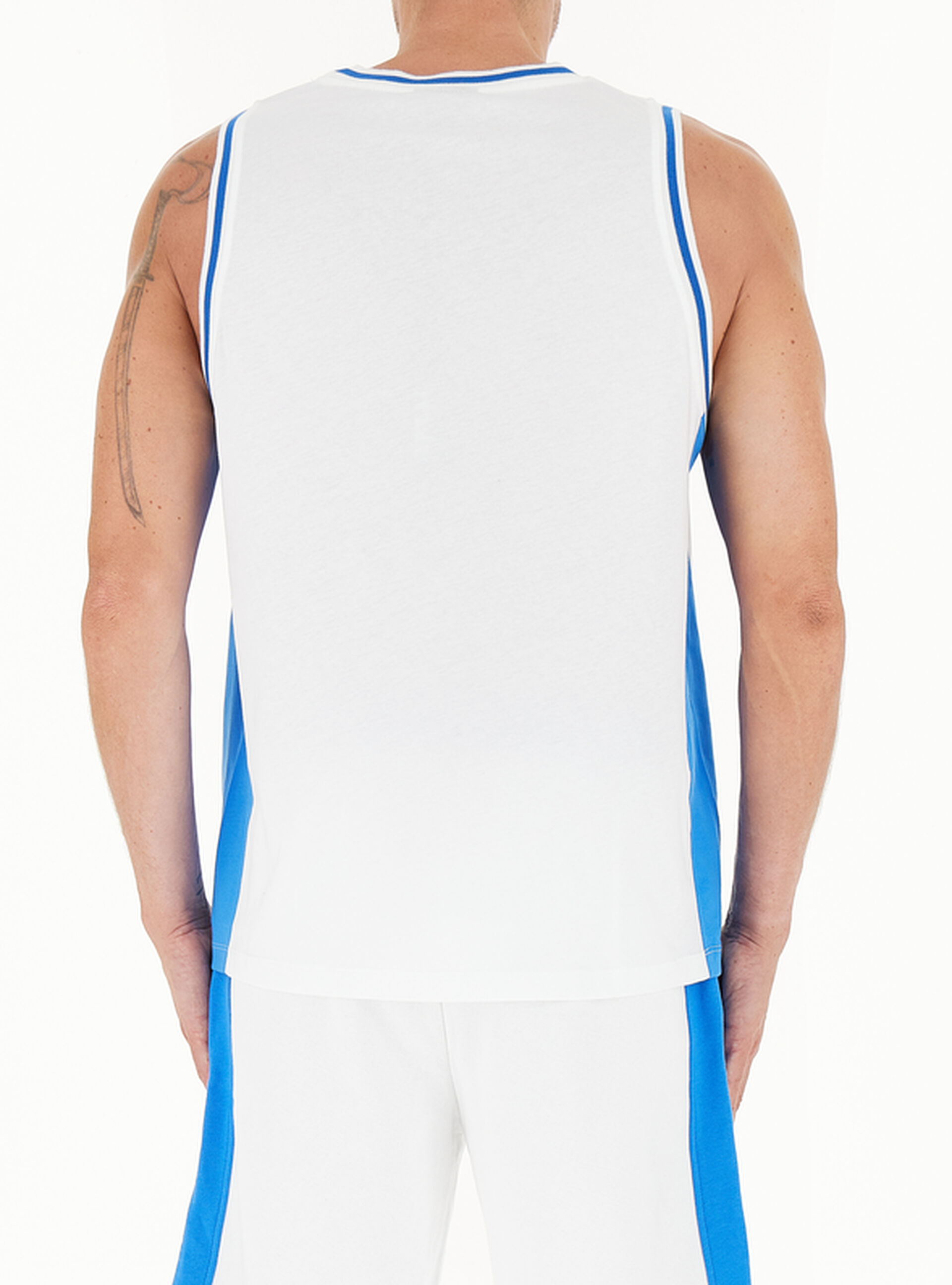 secondary product photo