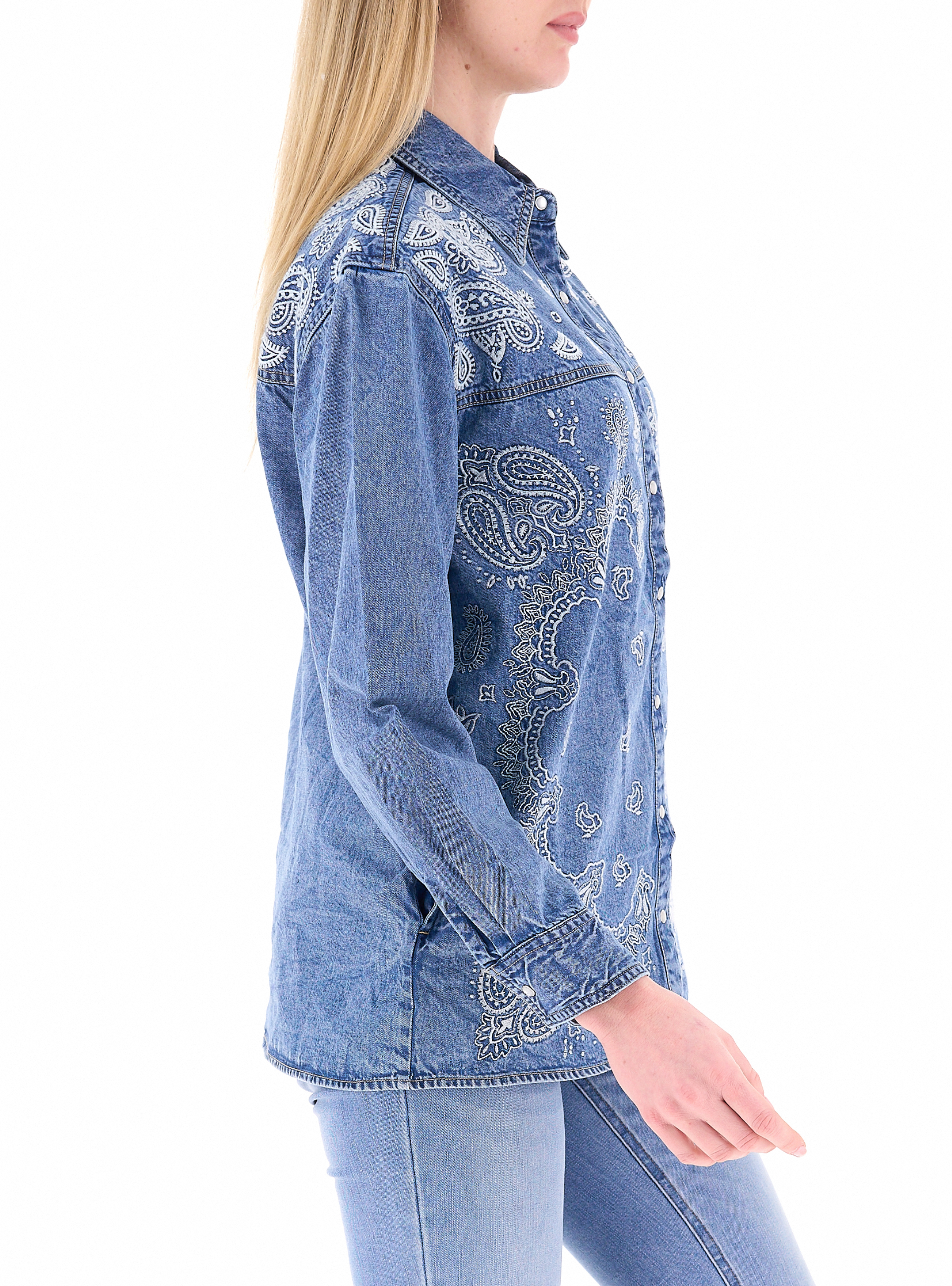 secondary product photo