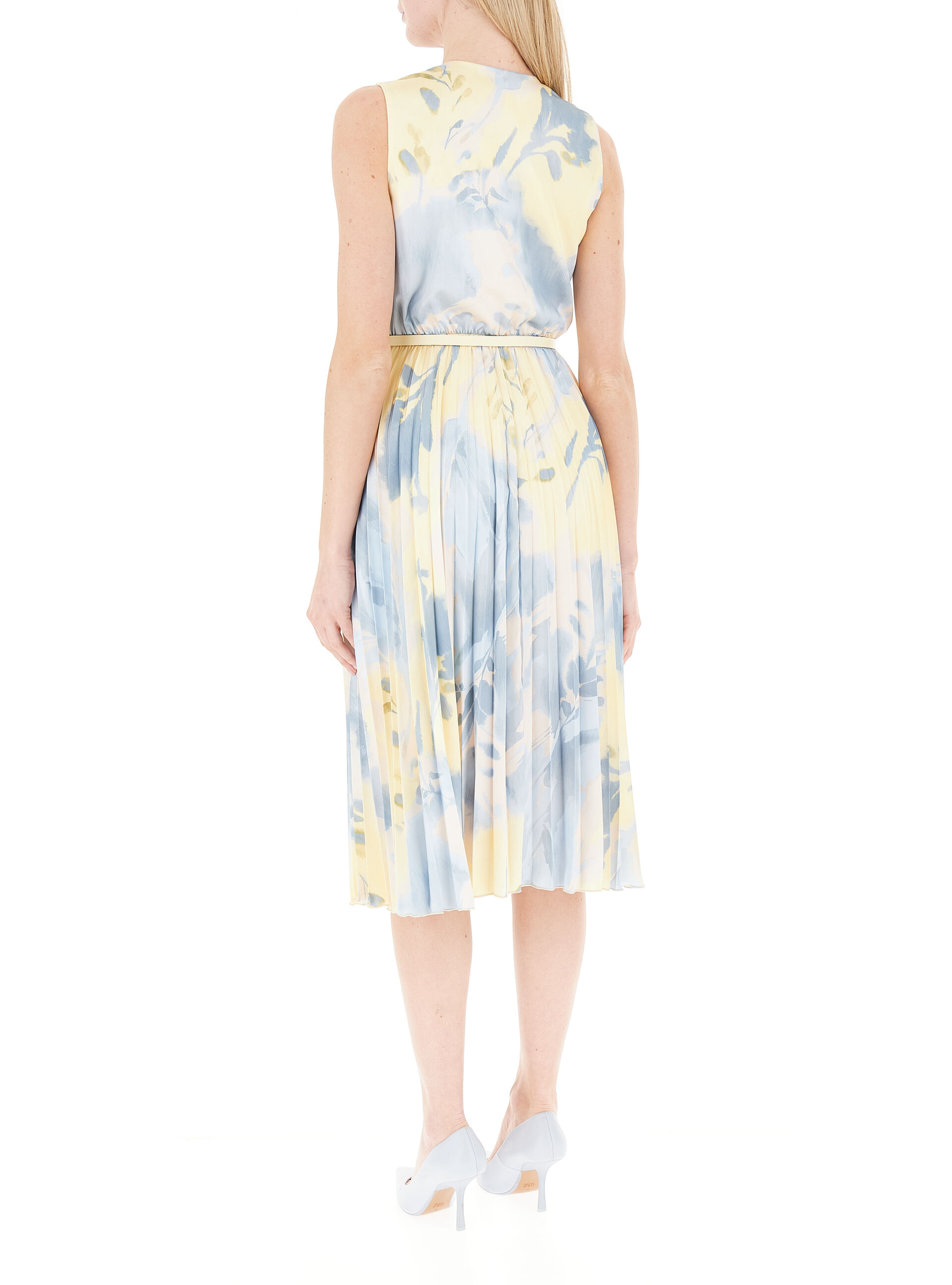 secondary product photo