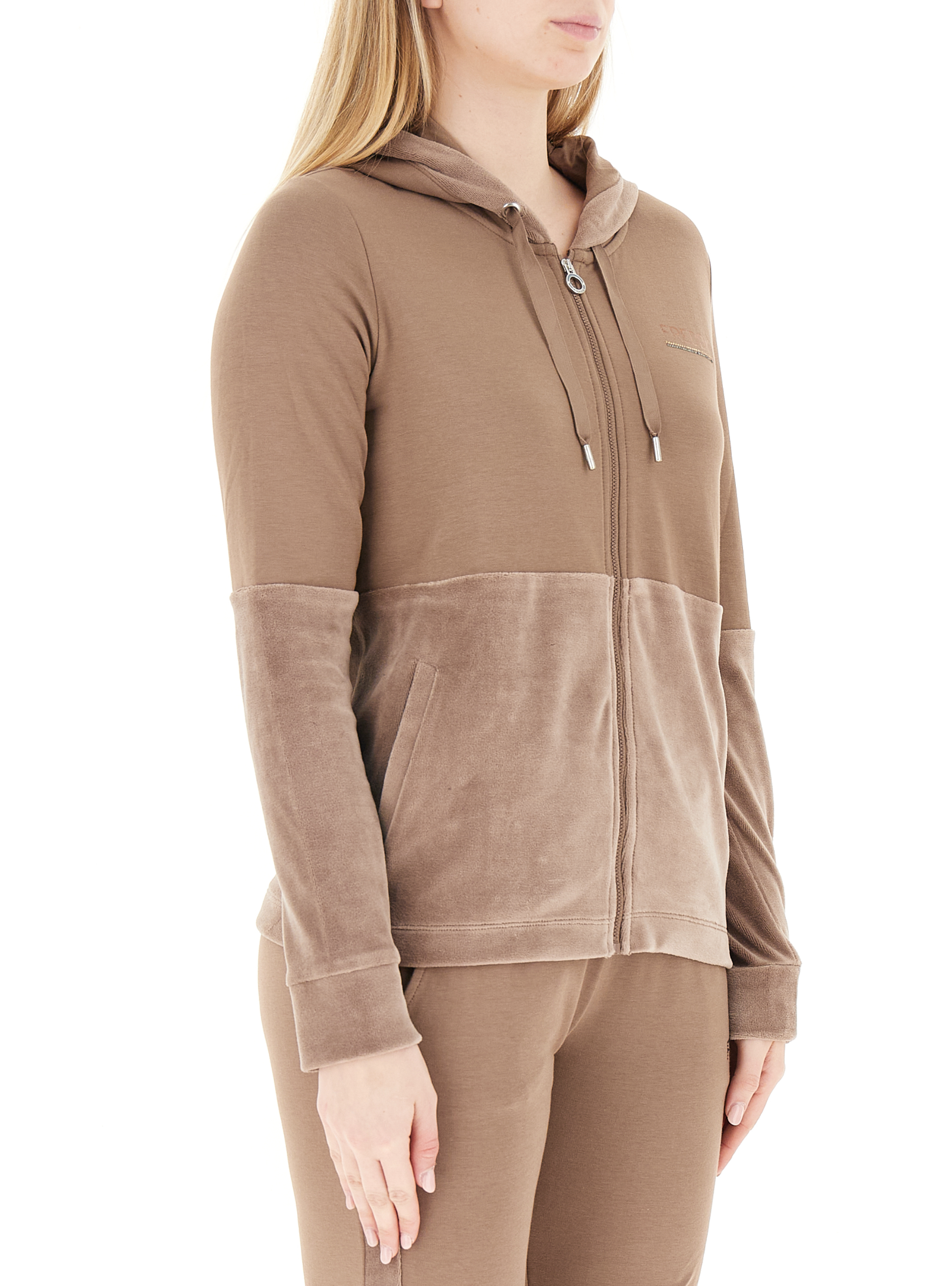 secondary product photo