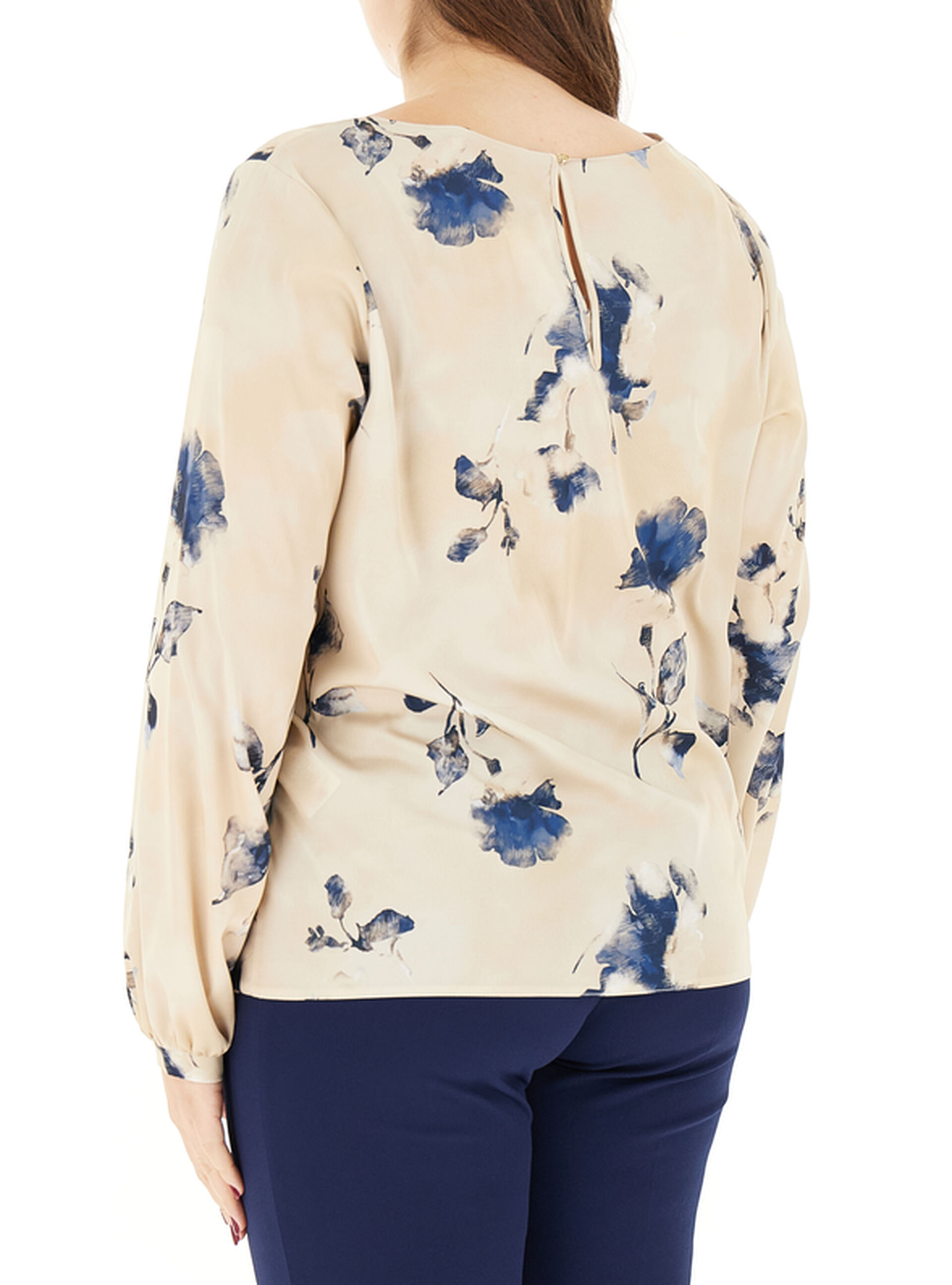 secondary product photo