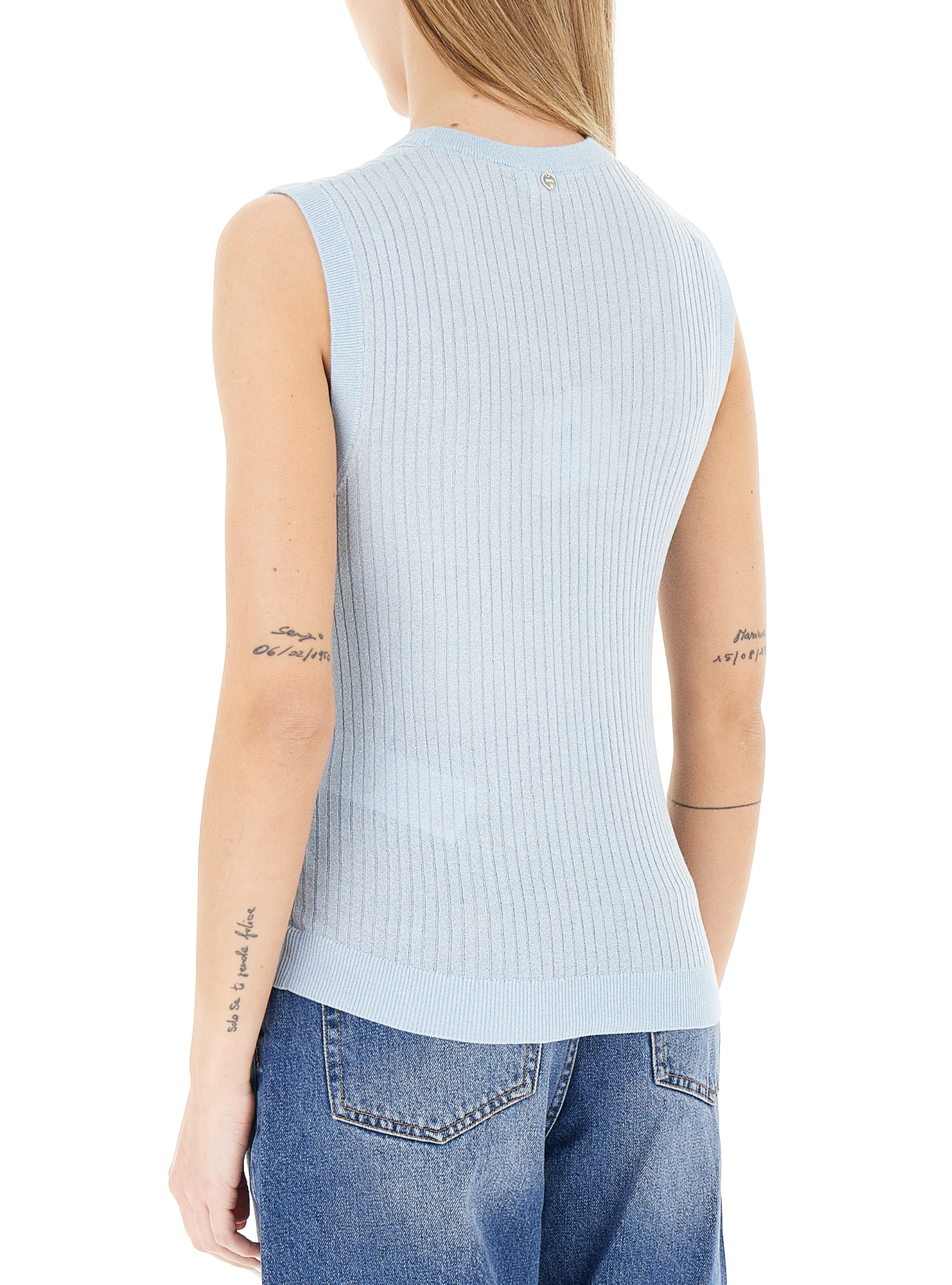 secondary product photo