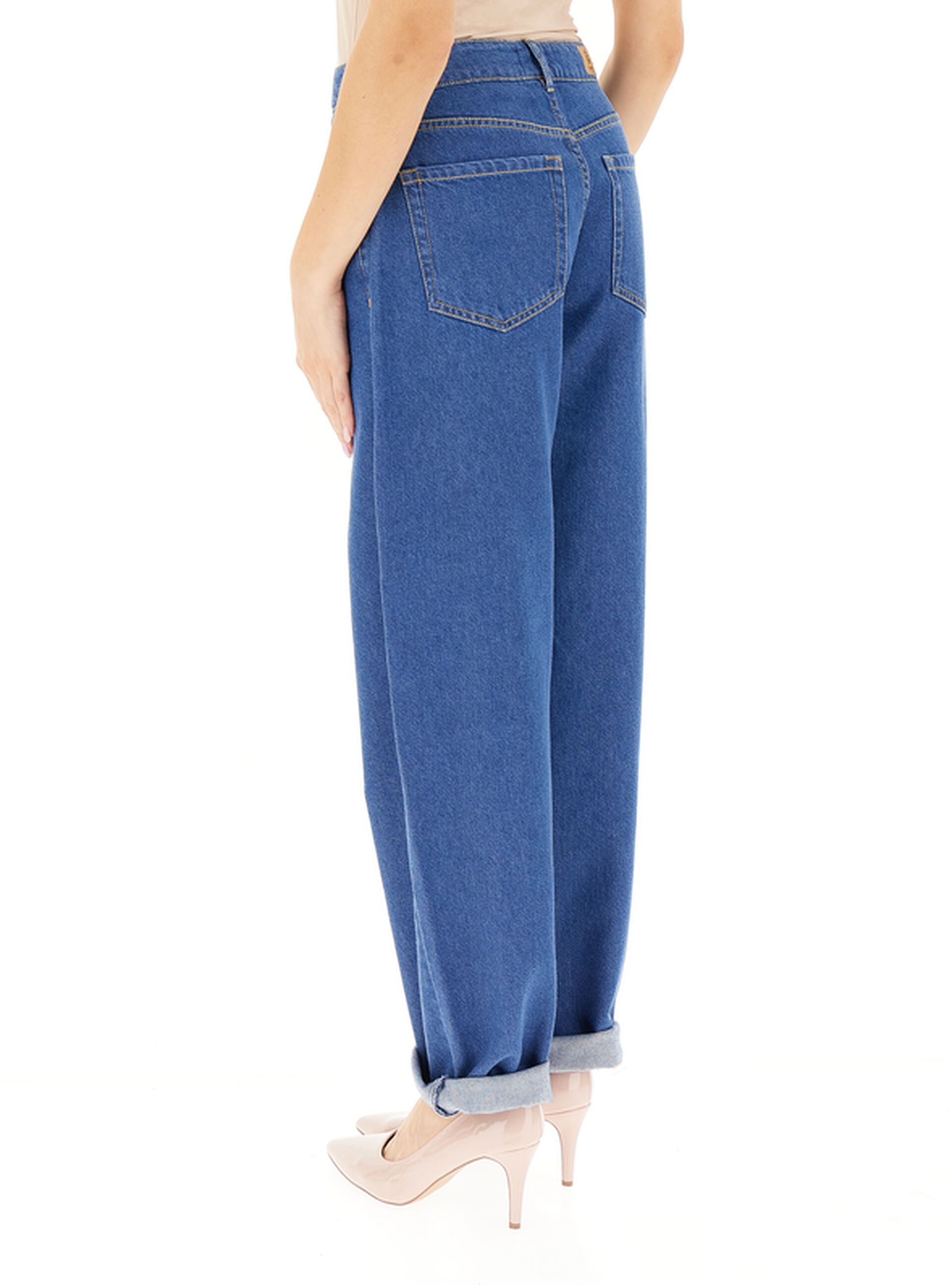 secondary product photo